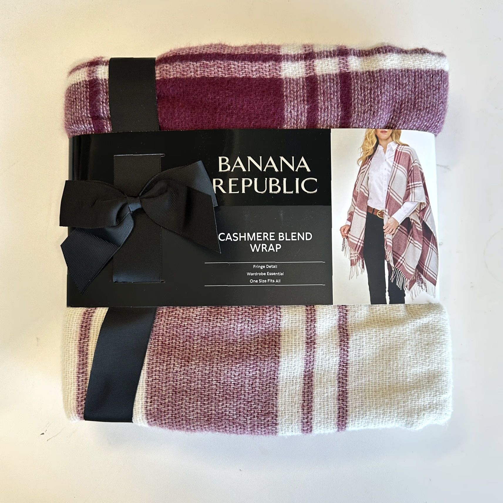 Banana Republic VINTAGE Banana Republic Womens Cashmere Blend Wrap Poncho Plaid Fringe One Size Red/White Boho Modern 90s Womens Size ONE SIZE - 2 Thumbnail