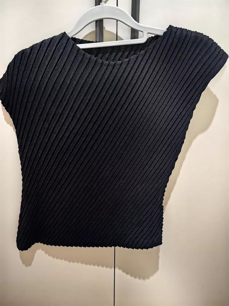 Issey Miyake Issey Miyake size:2 Black main line twill short-sleeved sh Size XS / US 0-2 / IT 36-38 - 2 Thumbnail
