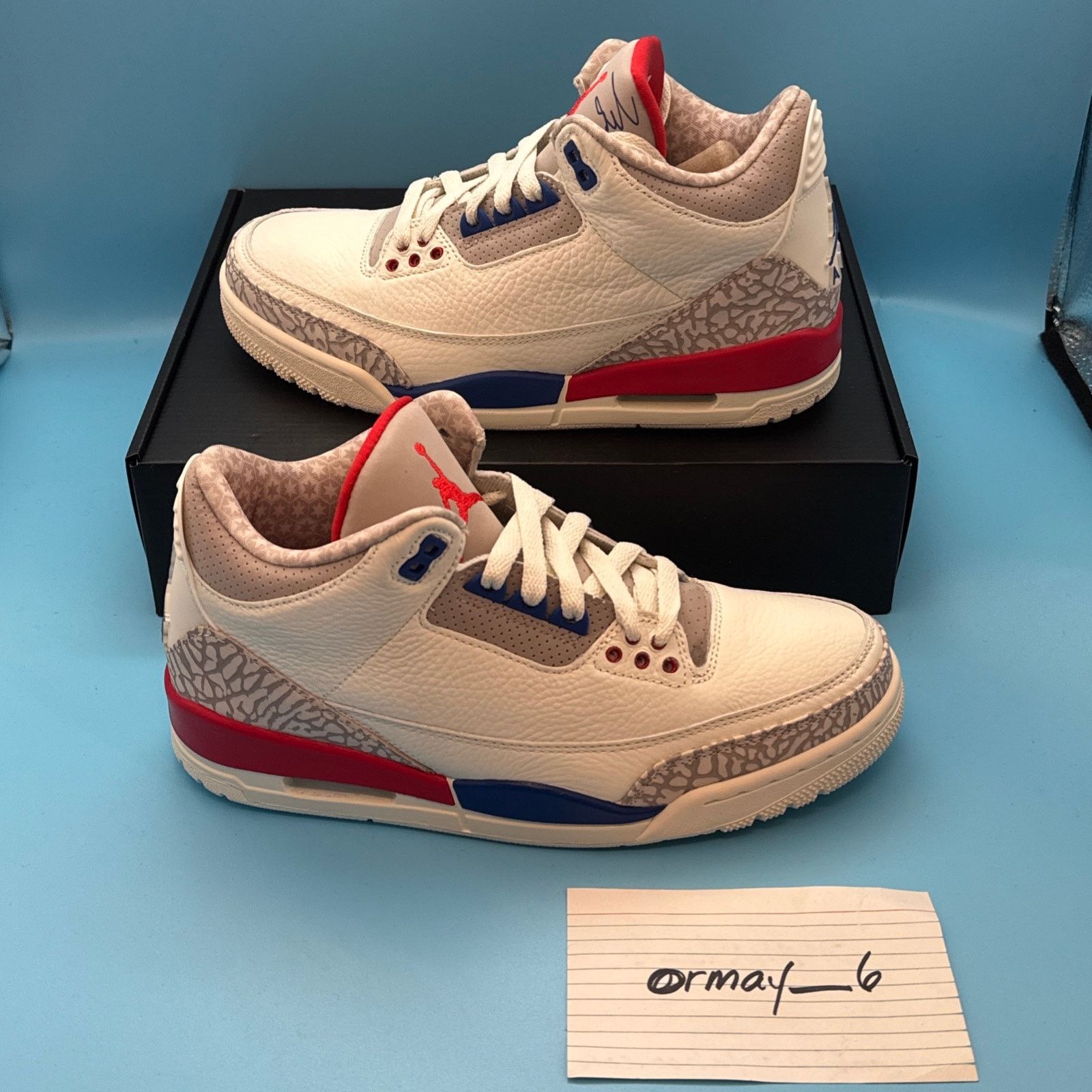 Jordan Brand Air Jordan 3 Retro International Flight m8 w9.5 Size US 8 / EU 41 - 2 Thumbnail