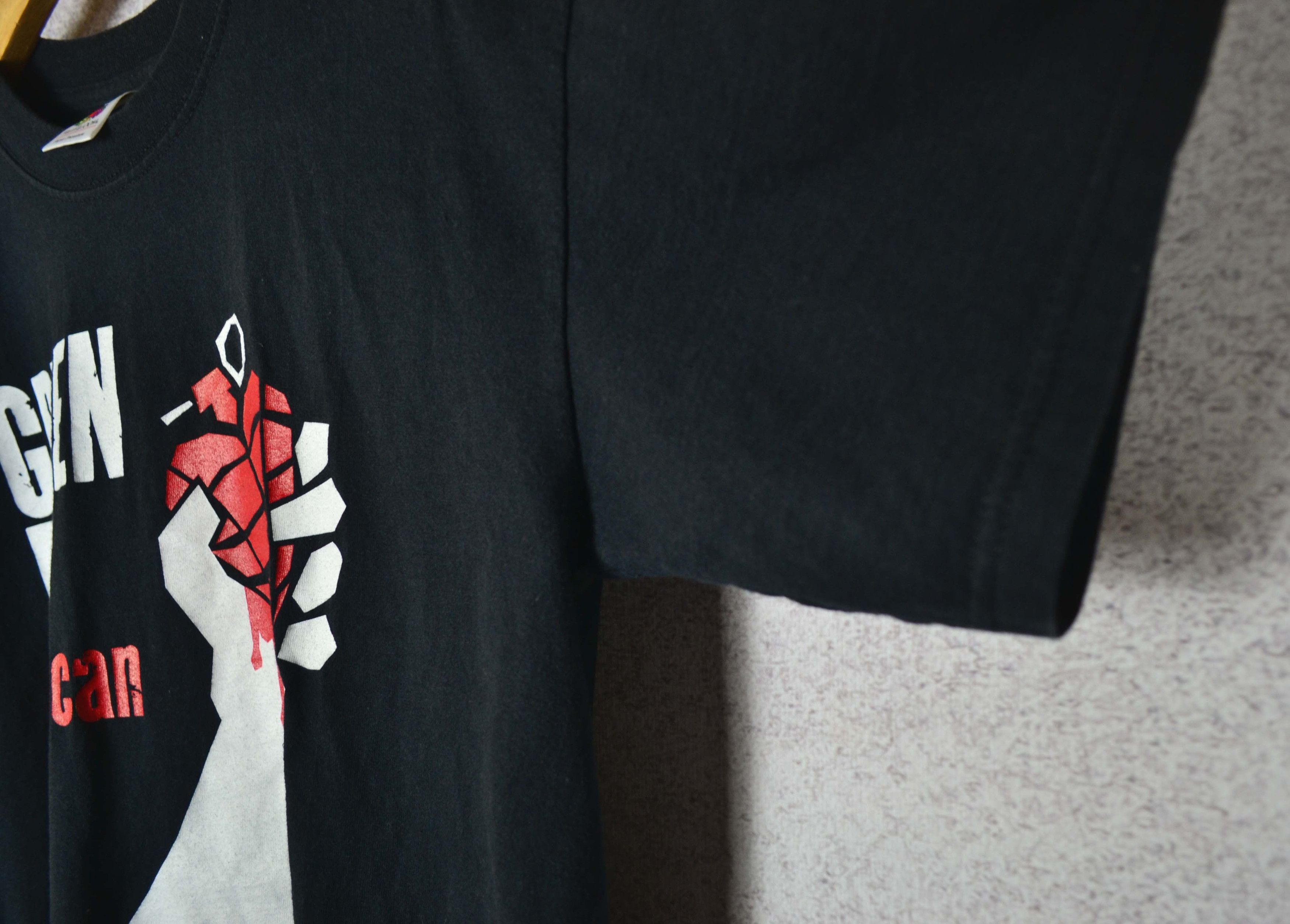 Band Tees Vintage RARE 2004 Green Day American Idiot Band Tee Size US S / EU 44-46 / 1 - 7 Thumbnail