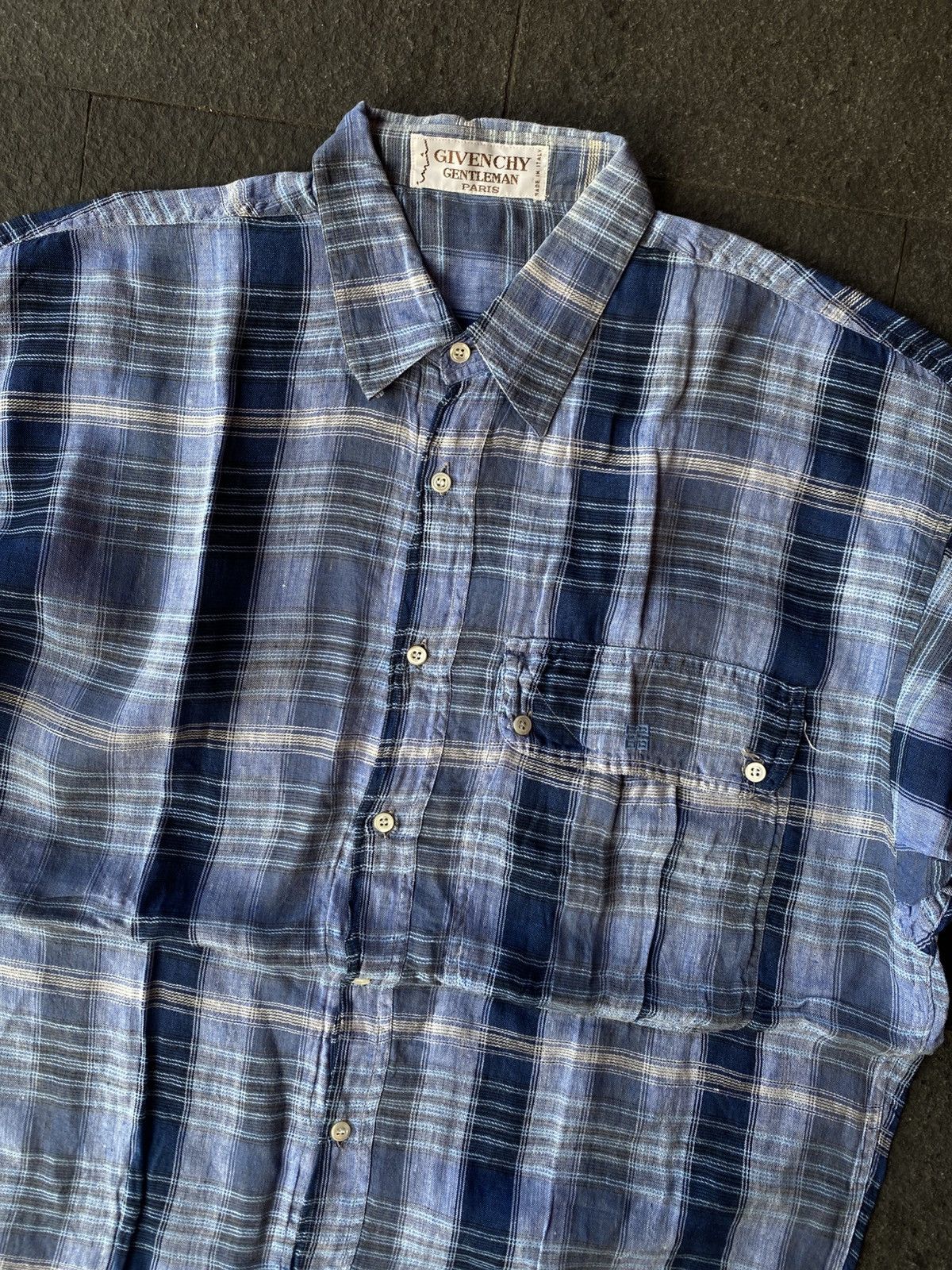 Givenchy Vintage givenvhy gentleman paris shirts Size US XL / EU 56 / 4 - 2 Thumbnail