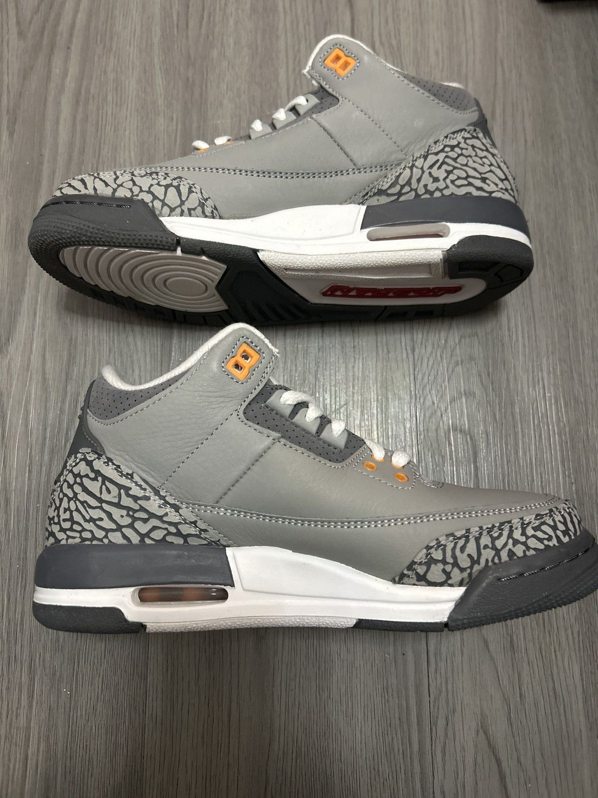 Jordan Brand Jordan 3 Cool Grey GS Size 6 Size US 6 / EU 39 - 2 Thumbnail