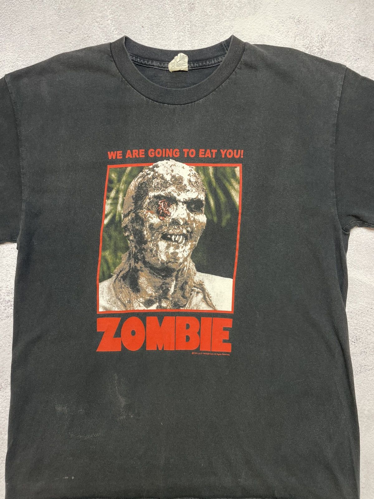 Vintage 90s Zombie We are going to eat you Horror Goth Vintage Tee Size US L / EU 52-54 / 3 - 3 Thumbnail