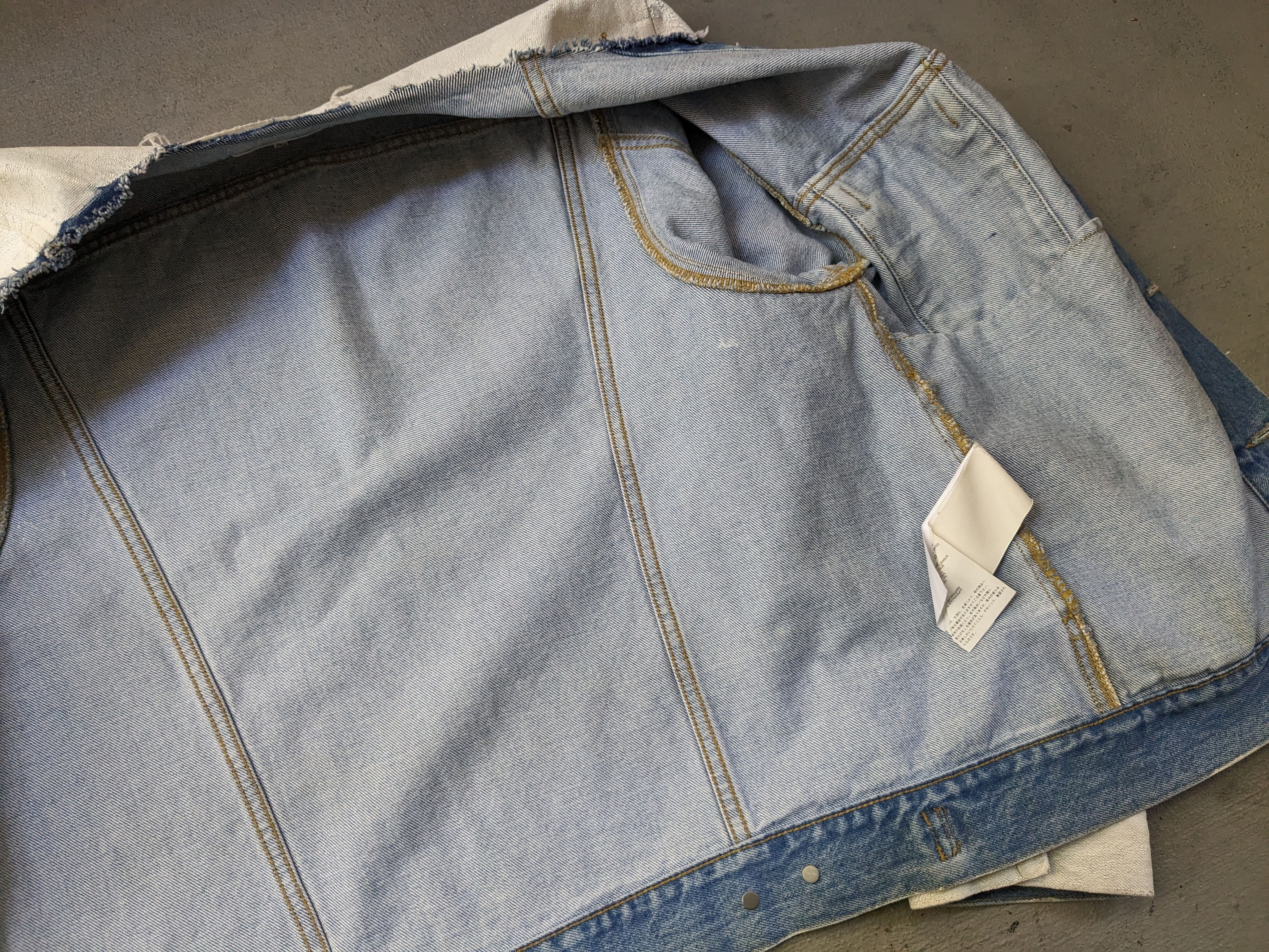 Maison Margiela Maison Margiela Denim Jacket White Paint Blue 46 Collarless Size US M / EU 48-50 / 2 - 8 Thumbnail