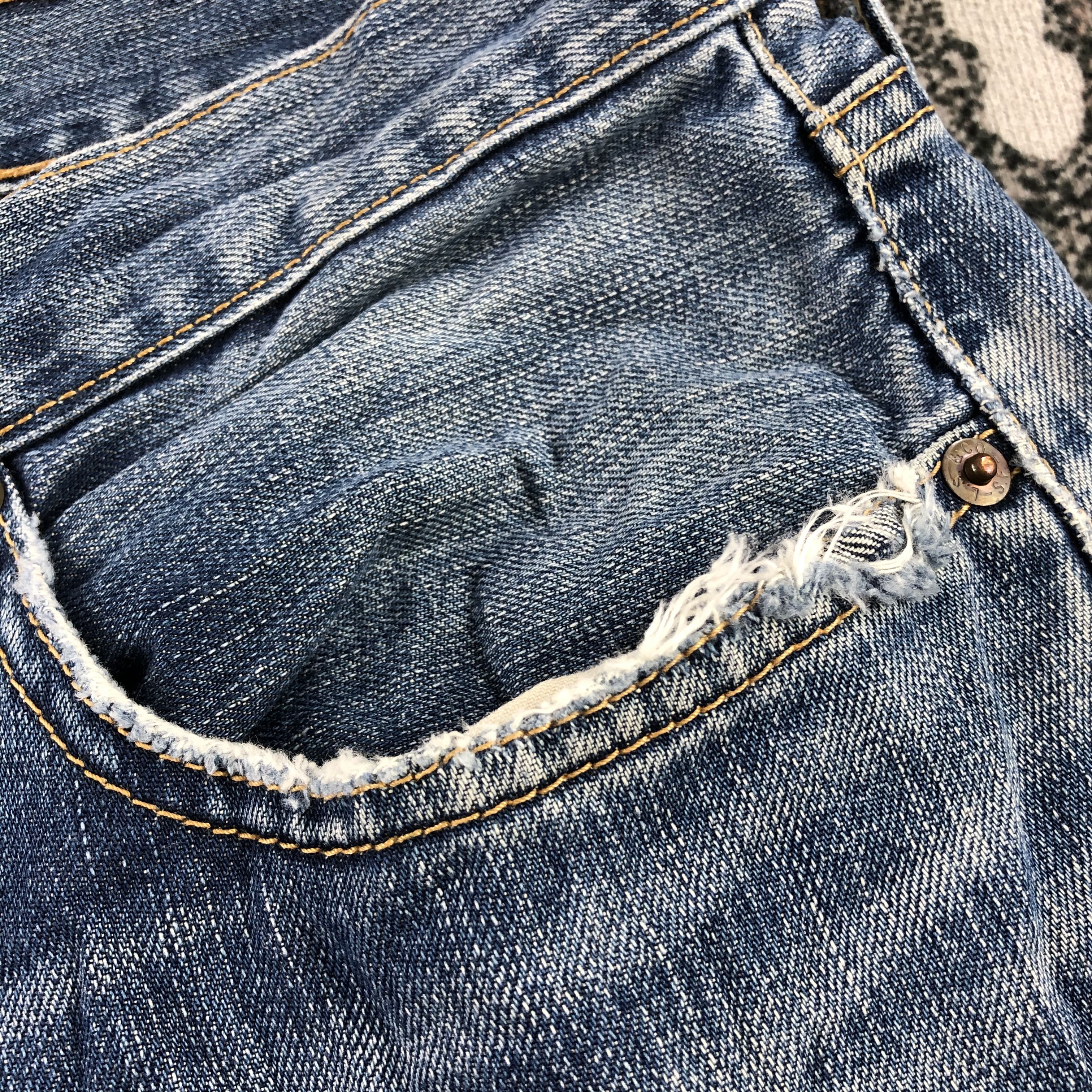 Levi's Vintage Levis 501 Jeans Faded Blue Denim KJ1292 Size US 32 / EU 48 - 11 Thumbnail