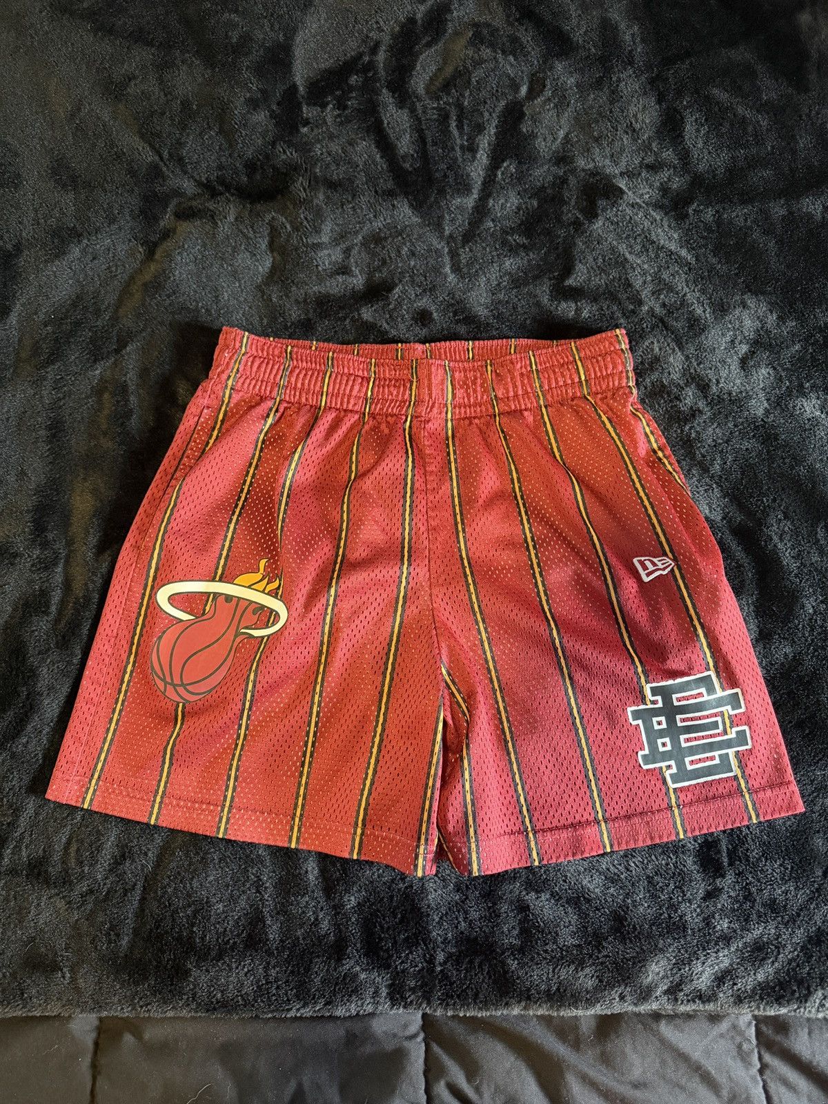 Eric Emanuel Eric Emanuel EE Basic Shorts Miami Heat Size US 32 / EU 48 - 1 Thumbnail