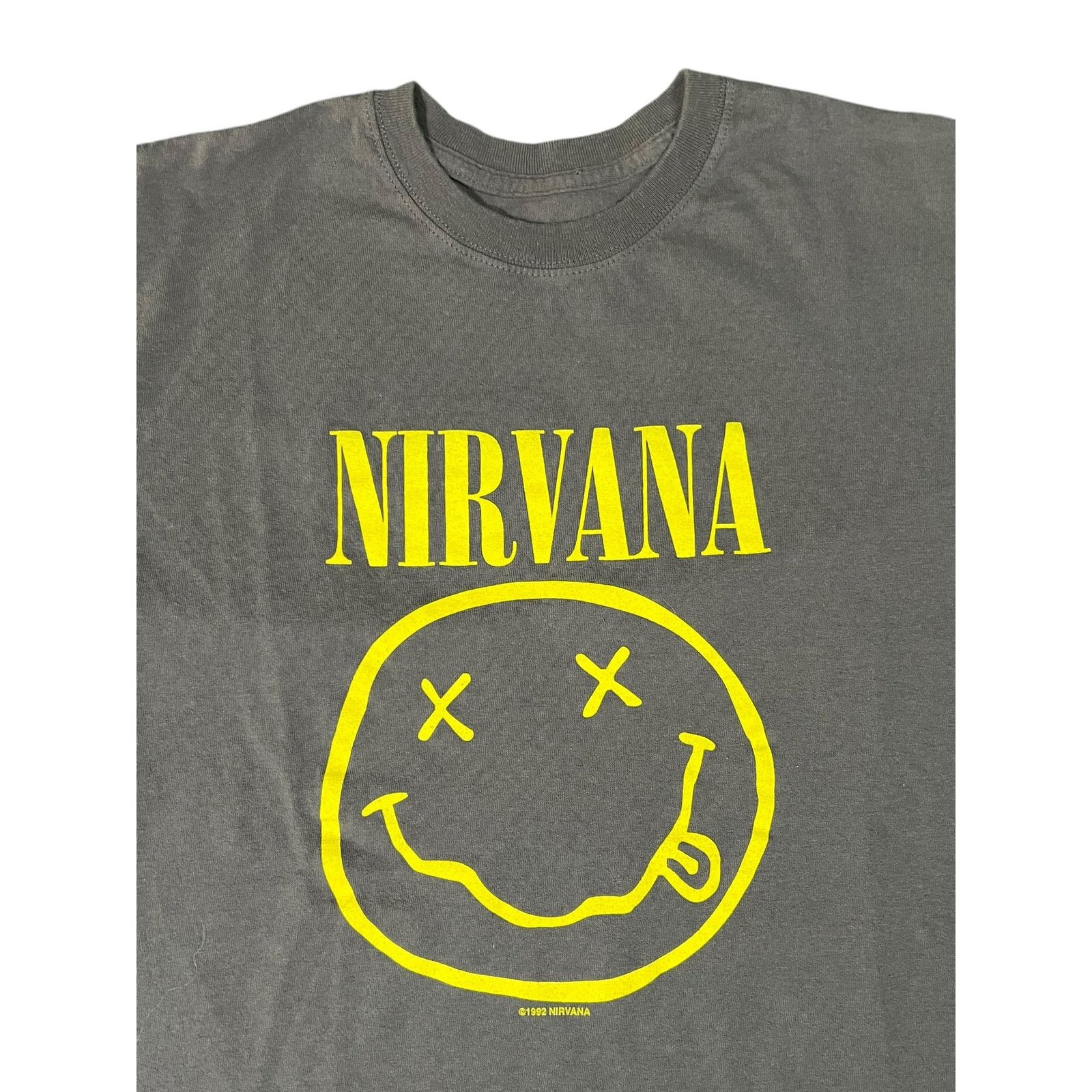 Band Tees × Nirvana × Vintage Vintage Y2K Nirvana Smiley Kurt Cobain band tee (M) Size US M / EU 48-50 / 2 - 2 Thumbnail
