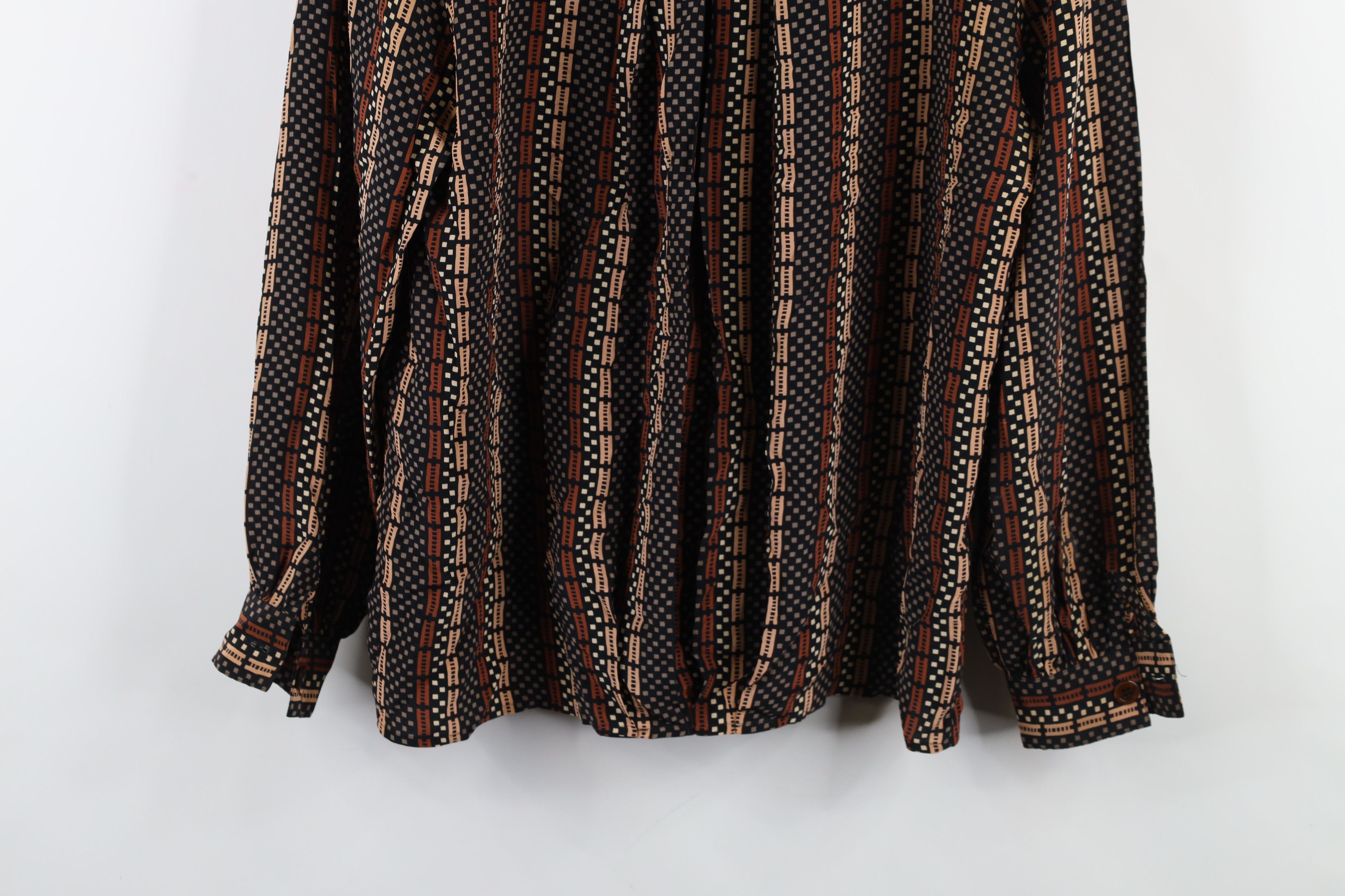 Vintage Vintage 90s Streetwear Checkered Collared Button Shirt Size L / US 10 / IT 46 - 10 Thumbnail