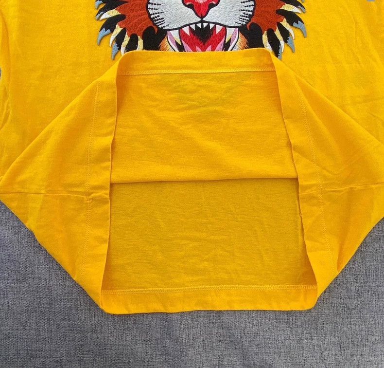 GUCCI 虎刺繍デザイン Gucci Gucci Tiger Head Embroidered TShirt for Men-2505 | Grailed
