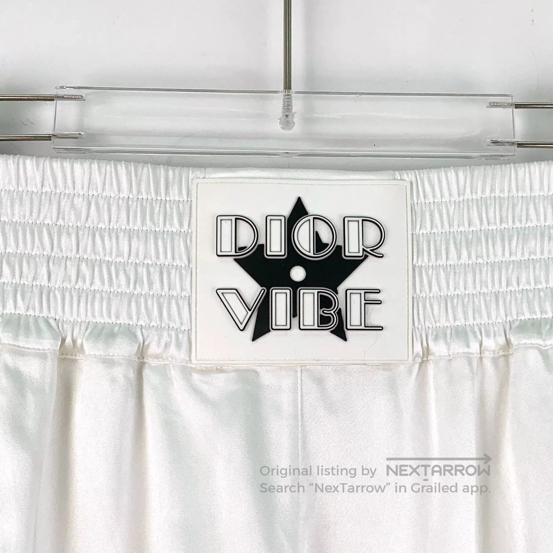 Dior white logo elastic waist casual shorts. Size 28" / US 6 / IT 42 - 4 Thumbnail