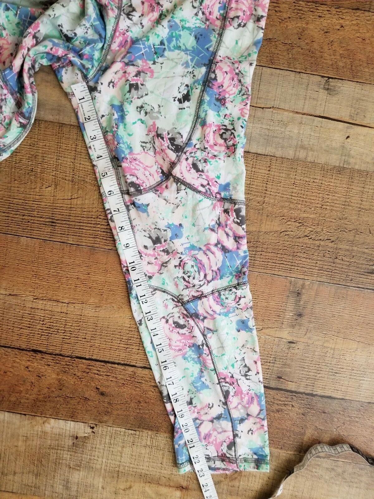 Designer Ikonik Leggings Large Floral Print Fitted Workout Yoga Size 36" / US 14 / IT 50 - 6 Thumbnail