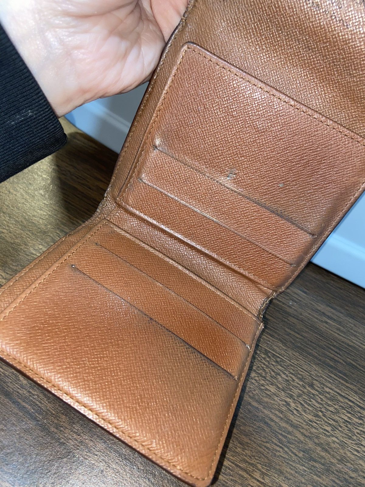 Louis Vuitton LV Bi-Fold Monogram Wallet Size ONE SIZE - 14 Thumbnail