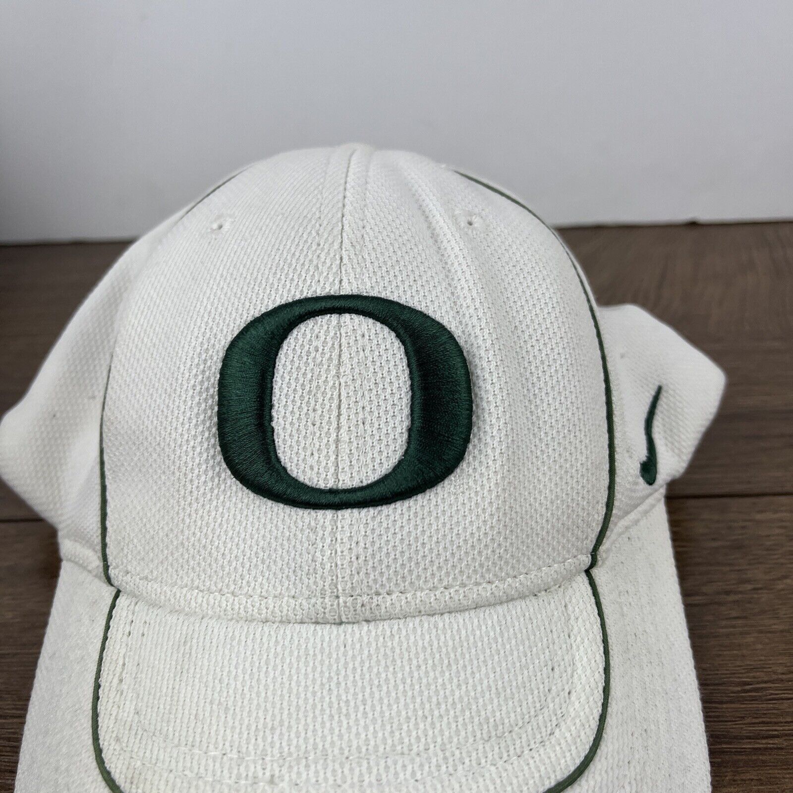 Nike Oregon Ducks Nike Hat Oregon Ducks White Hat Adjustable Adul Size ONE SIZE - 6 Thumbnail