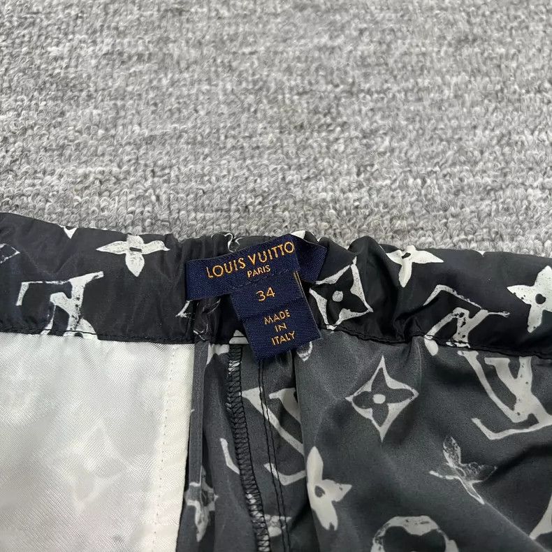 Louis Vuitton Louis Vuitton Full Print Sport Pants 2505-Nextarrow Size US 34 / EU 50 - 5 Thumbnail