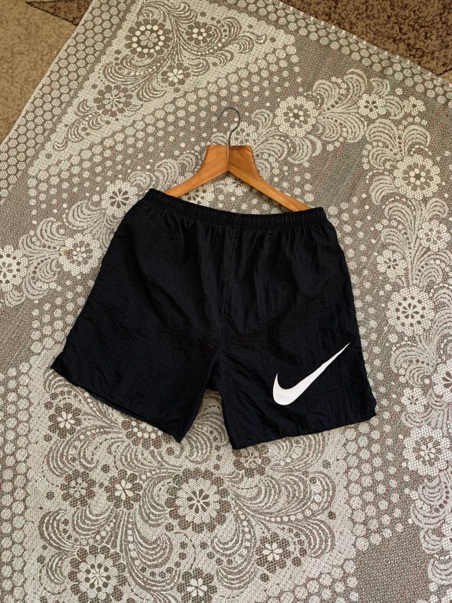 Nike × Vintage Nike vintage nylon shorts Size US 40 / EU 56 - 3 Thumbnail