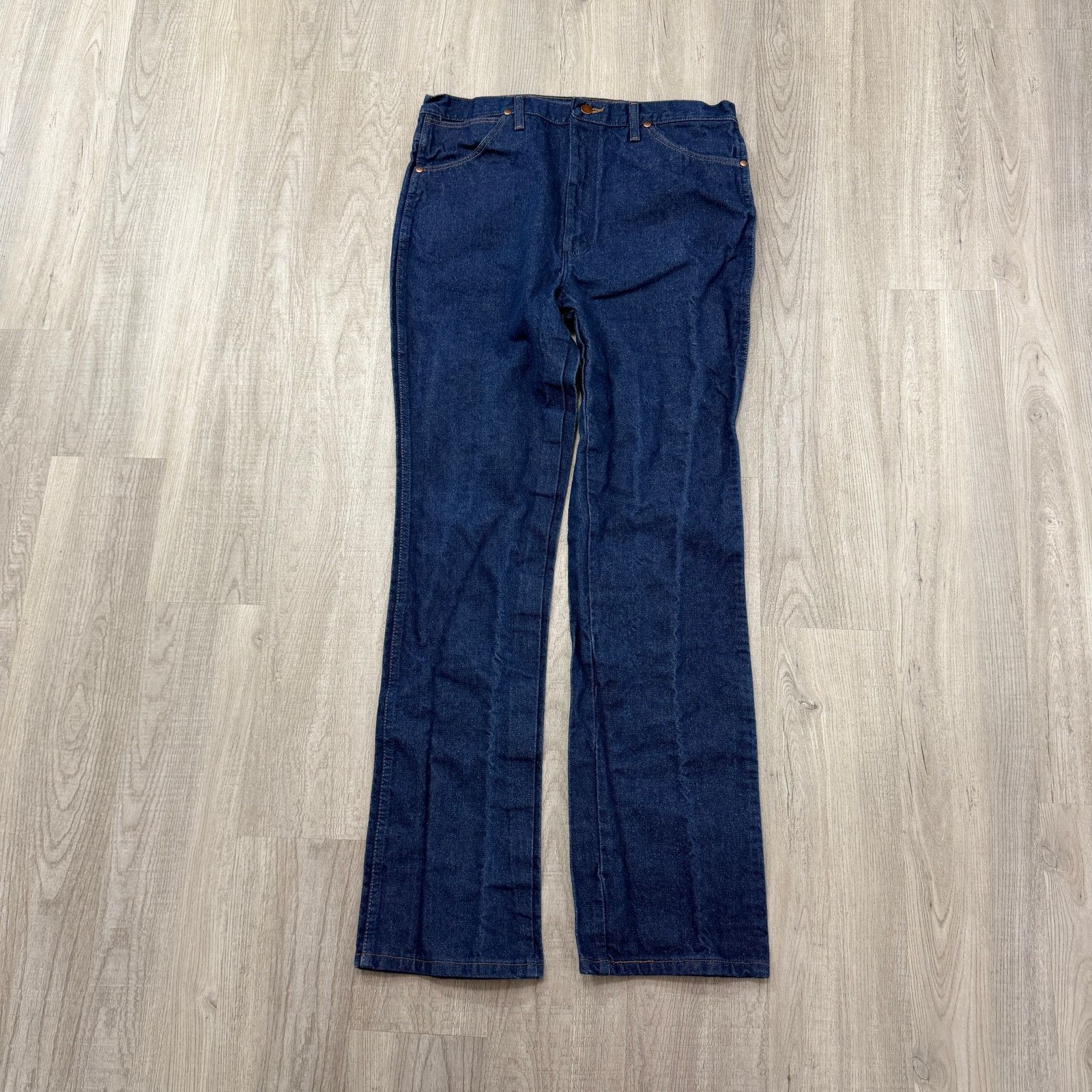 Wrangler Vintage Wrangler Cowboy Cut Slim Fit Jeans Men's 36x34 Blue Size US 36 / EU 52 - 1 Thumbnail