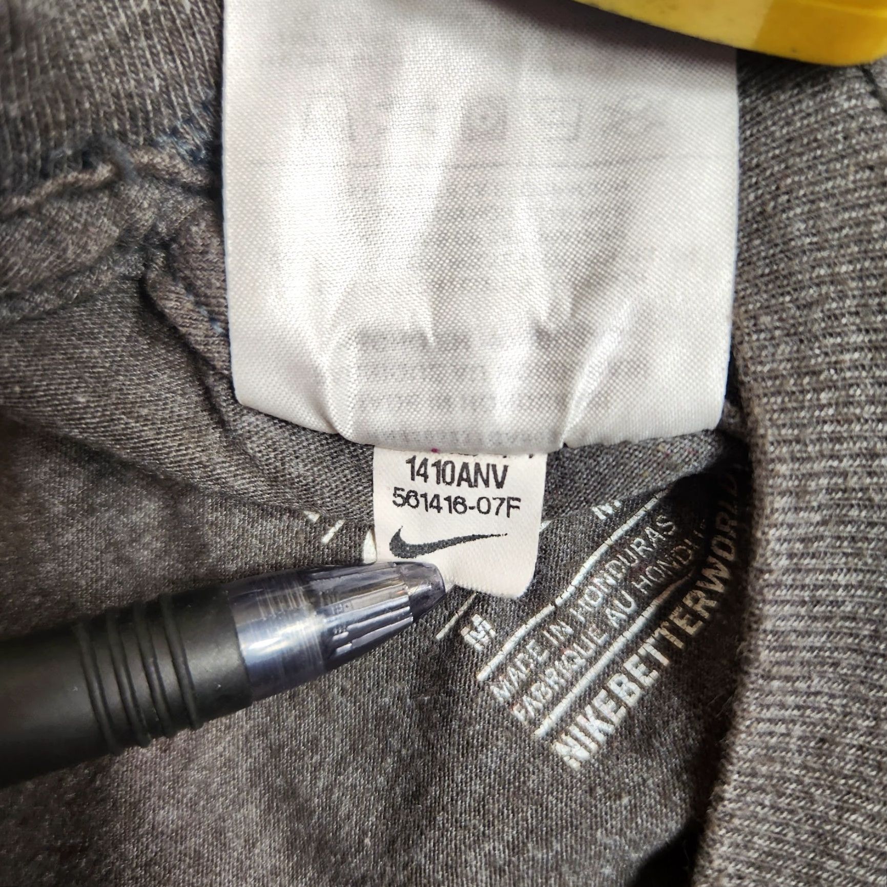 Nike Nike Mens Tee |M| Dark Gray Tropical Graphic Just Do It Graphic Athletic Cut Tee Size US M / EU 48-50 / 2 - 7 Thumbnail