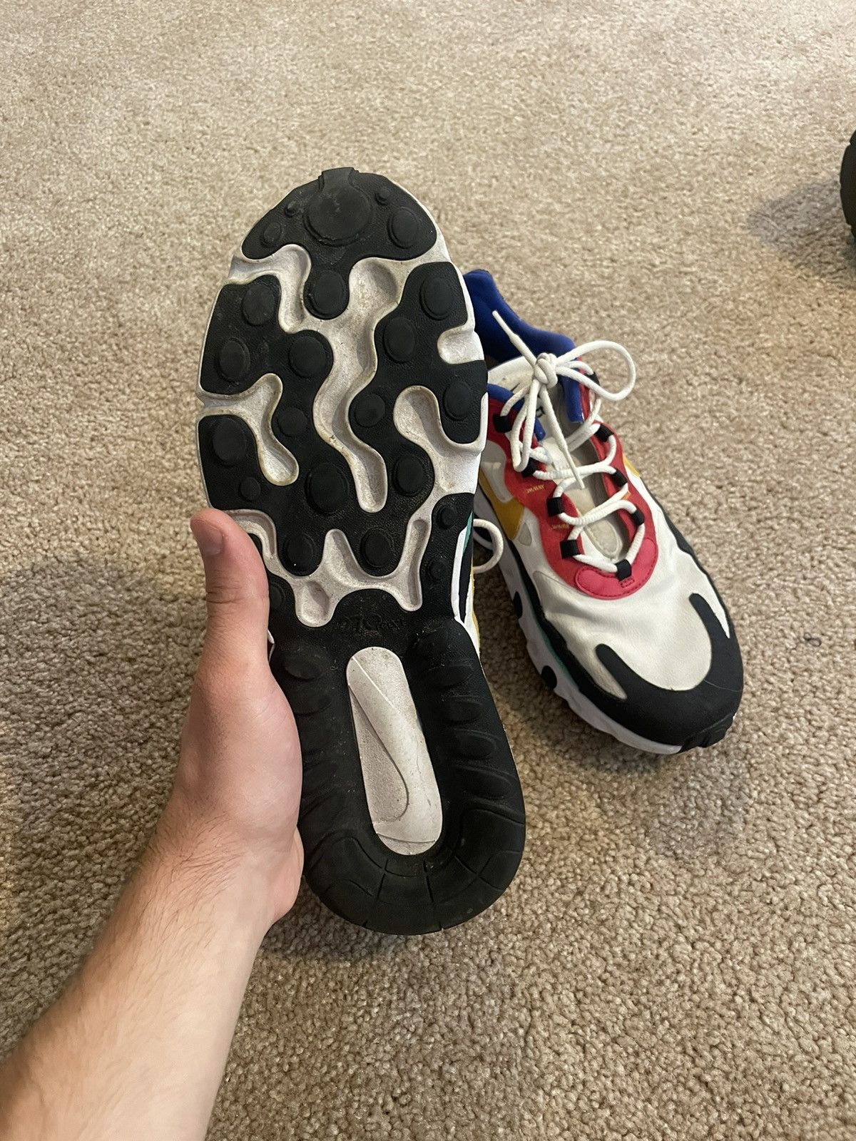 Nike Nike Air Max 270 React Size US 8.5 / EU 41-42 - 5 Thumbnail