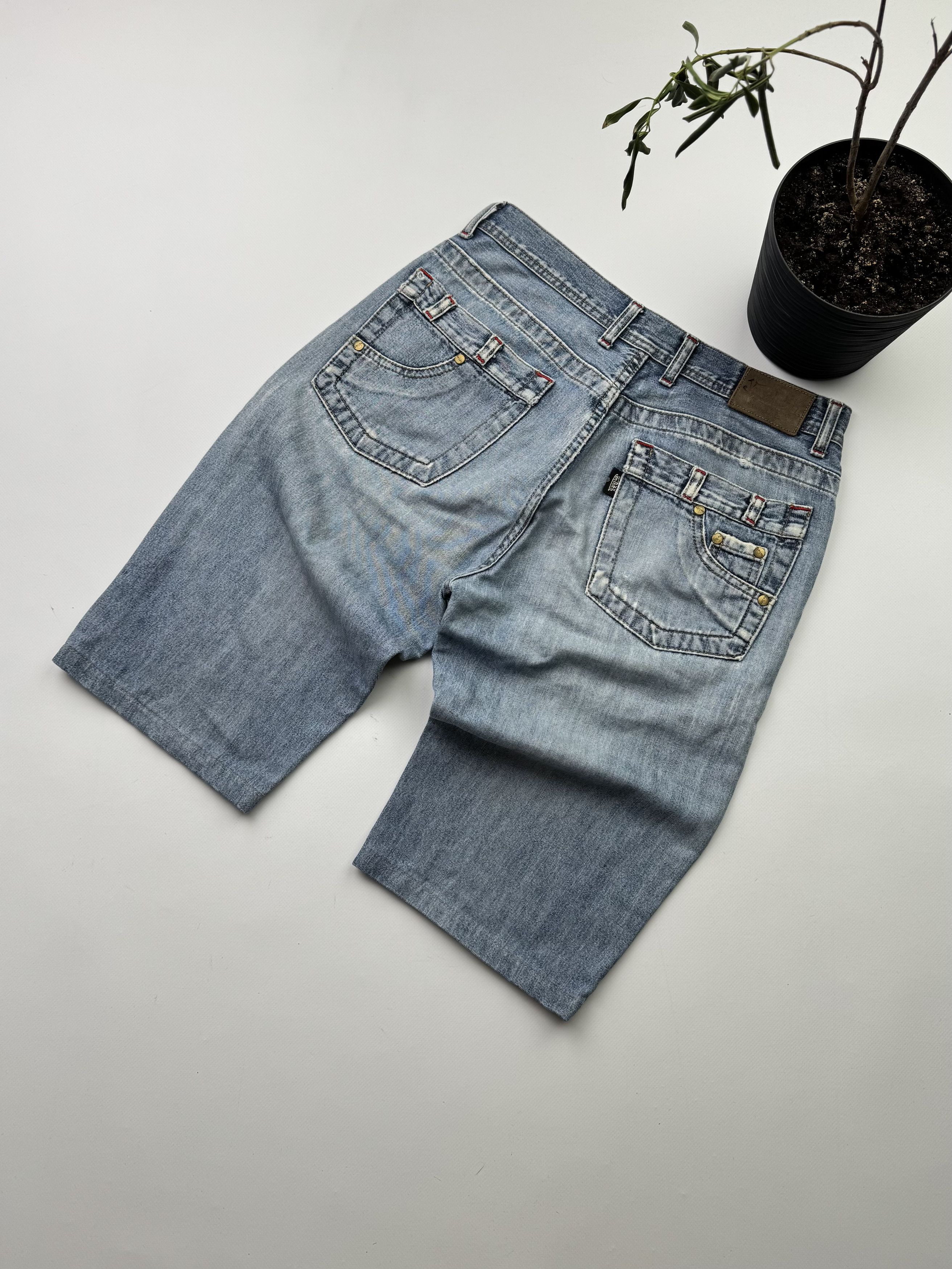 Von Dutch Von Dutch Vintage Shorts (233) Size US 31 - 11 Thumbnail
