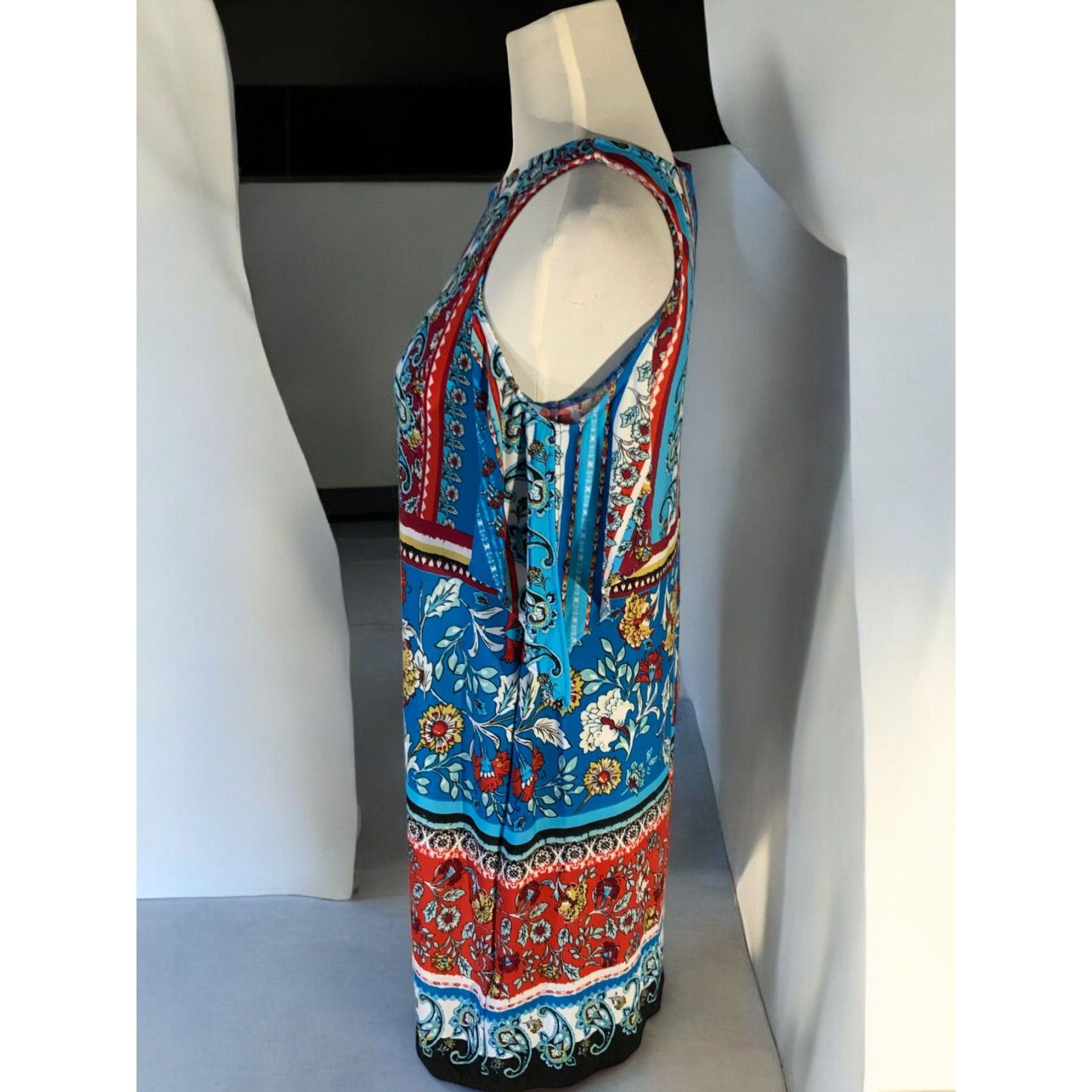 Designer Bohemian Floral Print Colorful Keyhole Sleeveless Dress S Size S / US 4 / IT 40 - 7 Thumbnail