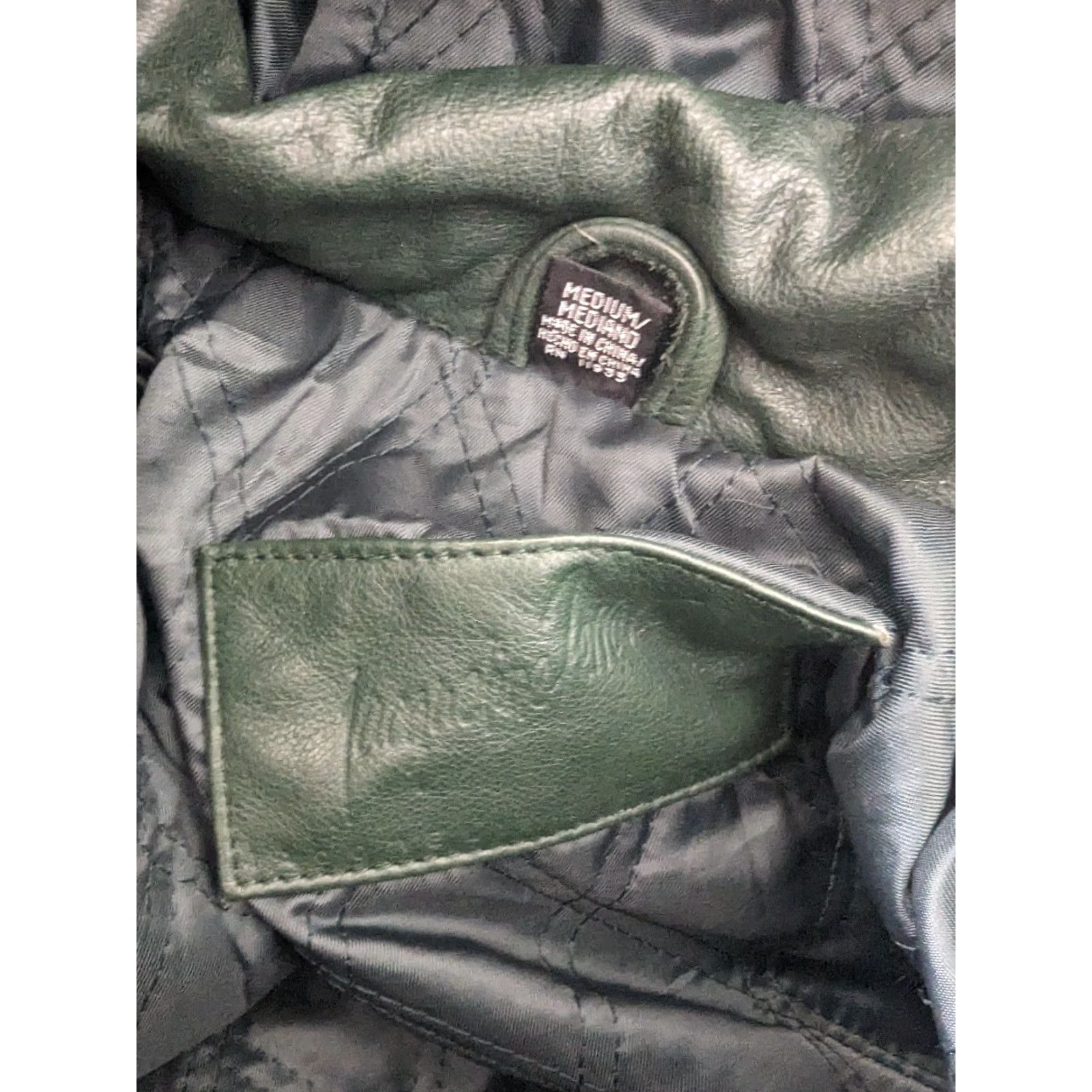 Vintage VINTAGE Green Leather Hooded Relaxed Fit Parka Jacket Coat Women M Parka Jacket Coat Women's Medium Leather Zip Lined Shoulder Pads USA 80s 90s Size M / US 6-8 / IT 42-44 - 4 Thumbnail