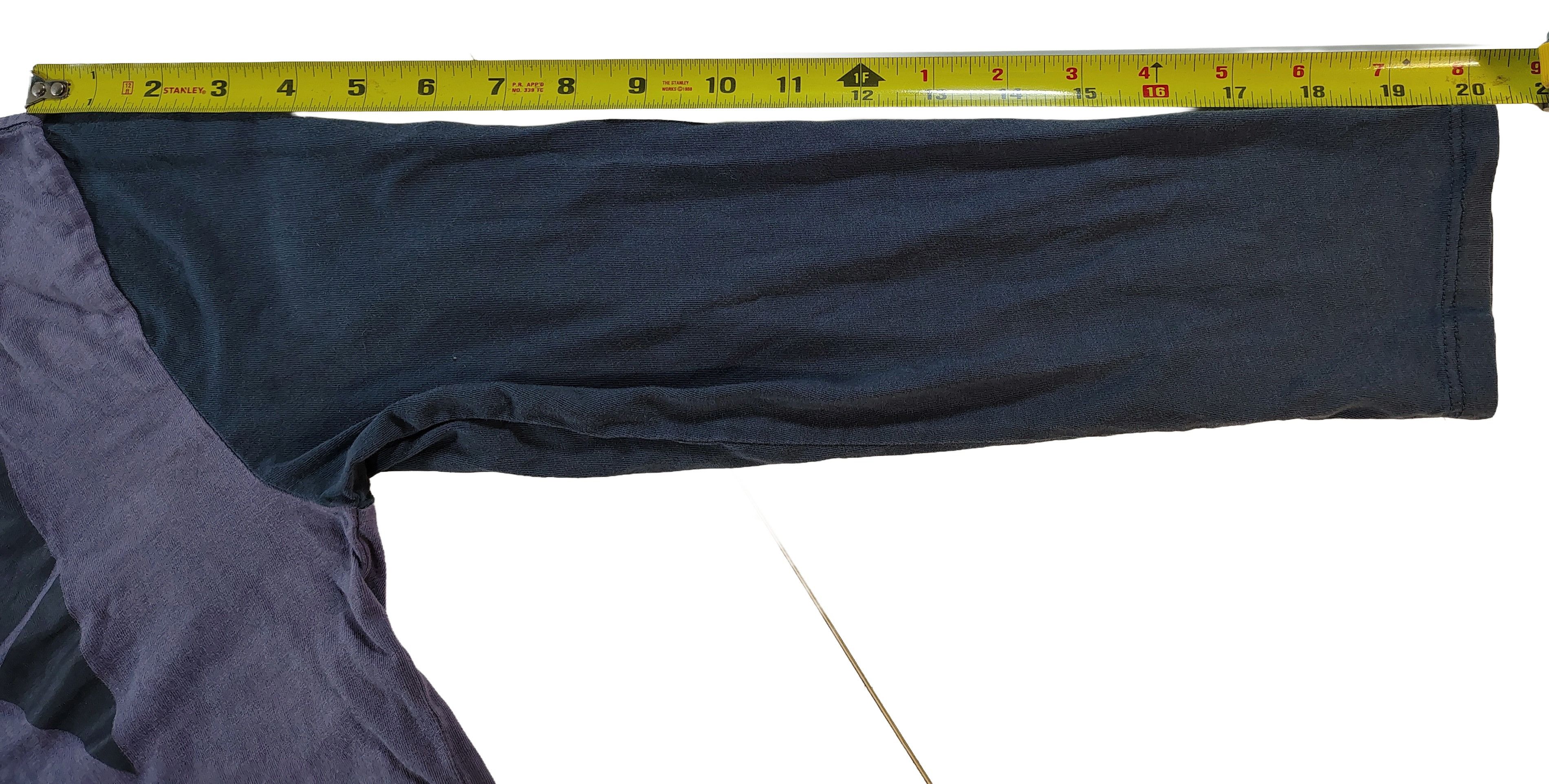 Calvin Klein Women's Large Purple & Calvin Klein Jeans T-Shirt Size US L / EU 52-54 / 3 - 8 Thumbnail