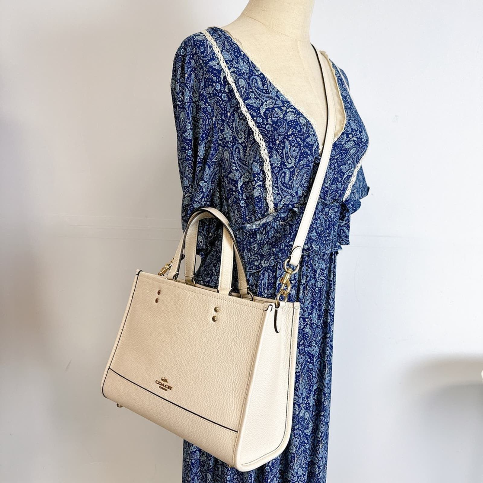 image of Coach Co976 Dempsey Carryall Bag In Chalk in White, Women's