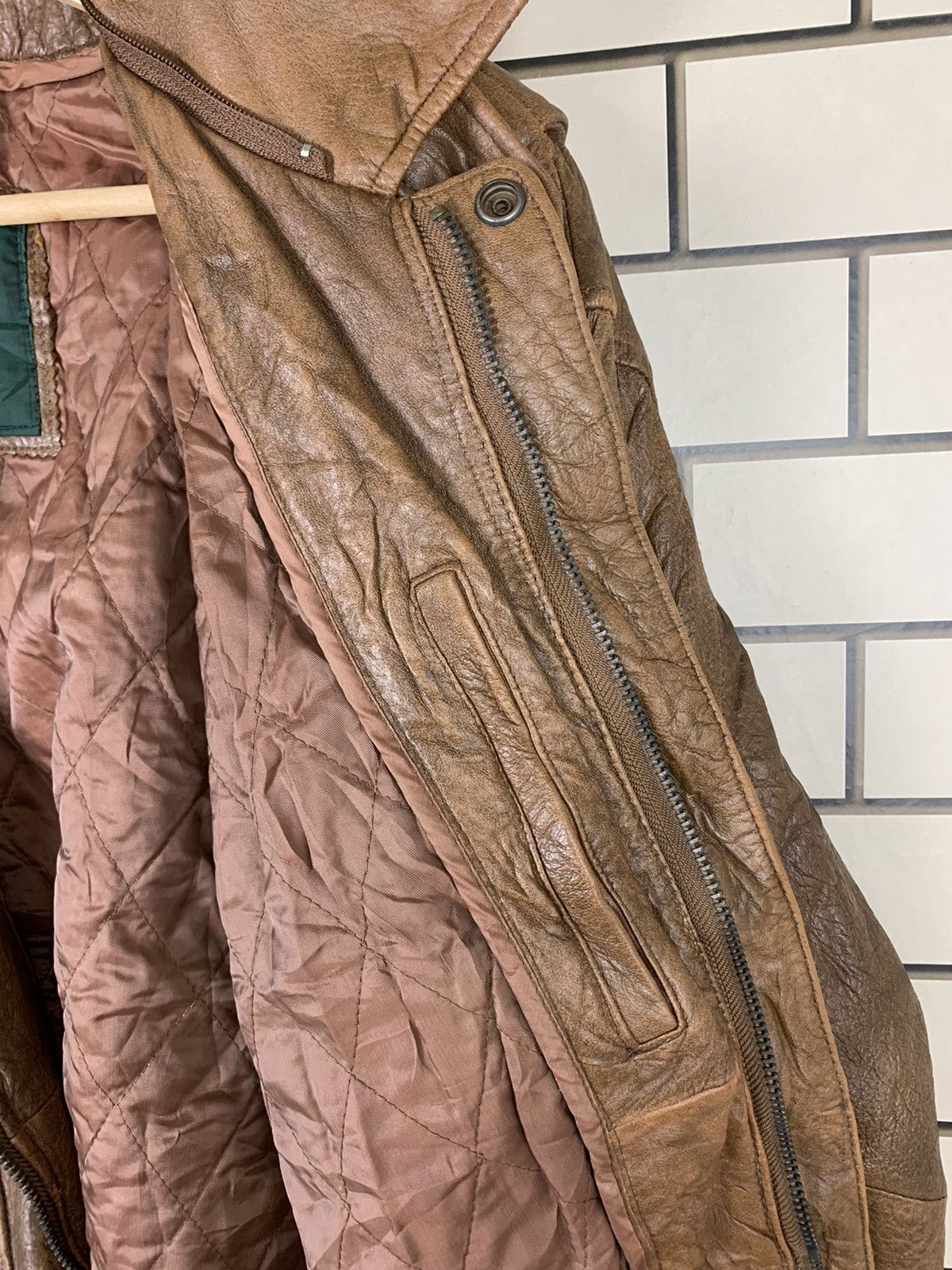 14th Addiction Vintage Japanese Brand Leather Bomber Jacket Size US L / EU 52-54 / 3 - 17 Thumbnail