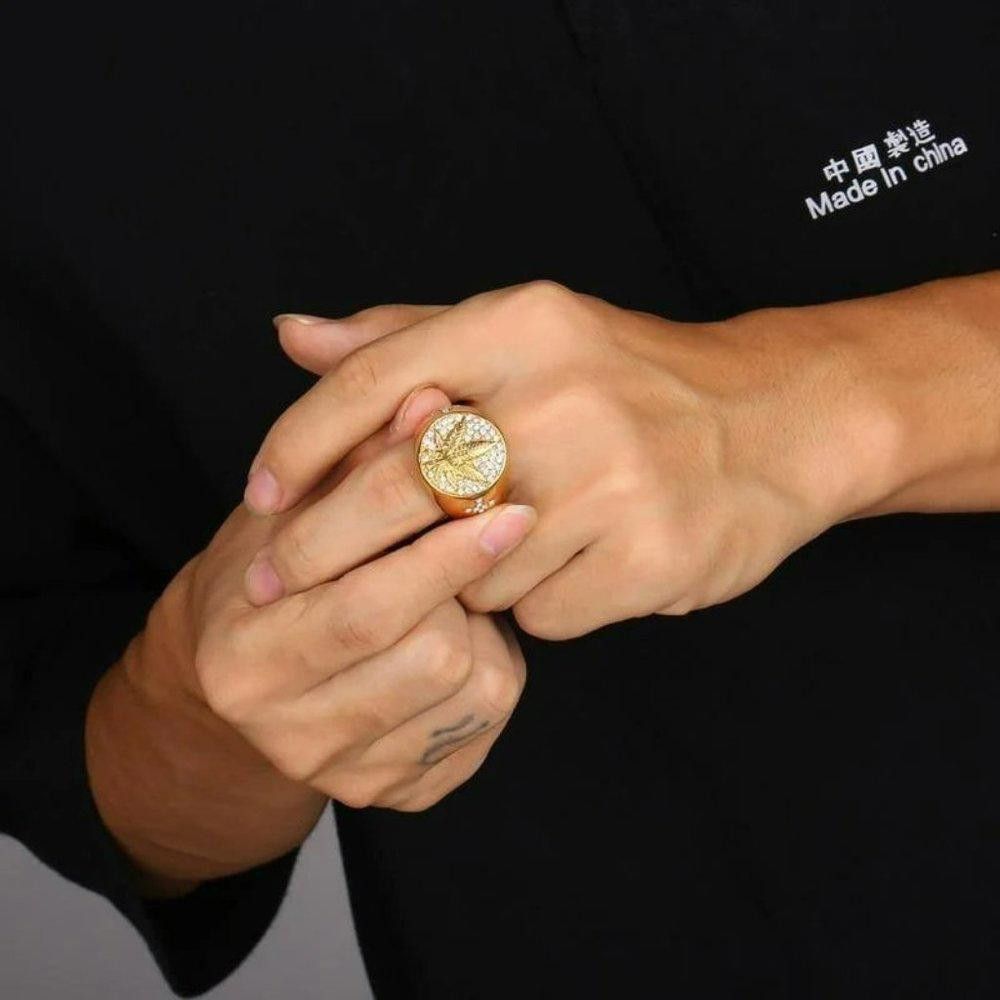 Designer Round Cross Maple Leaf Gold Signet Ring - Size 7 Size ONE SIZE - 8 Thumbnail