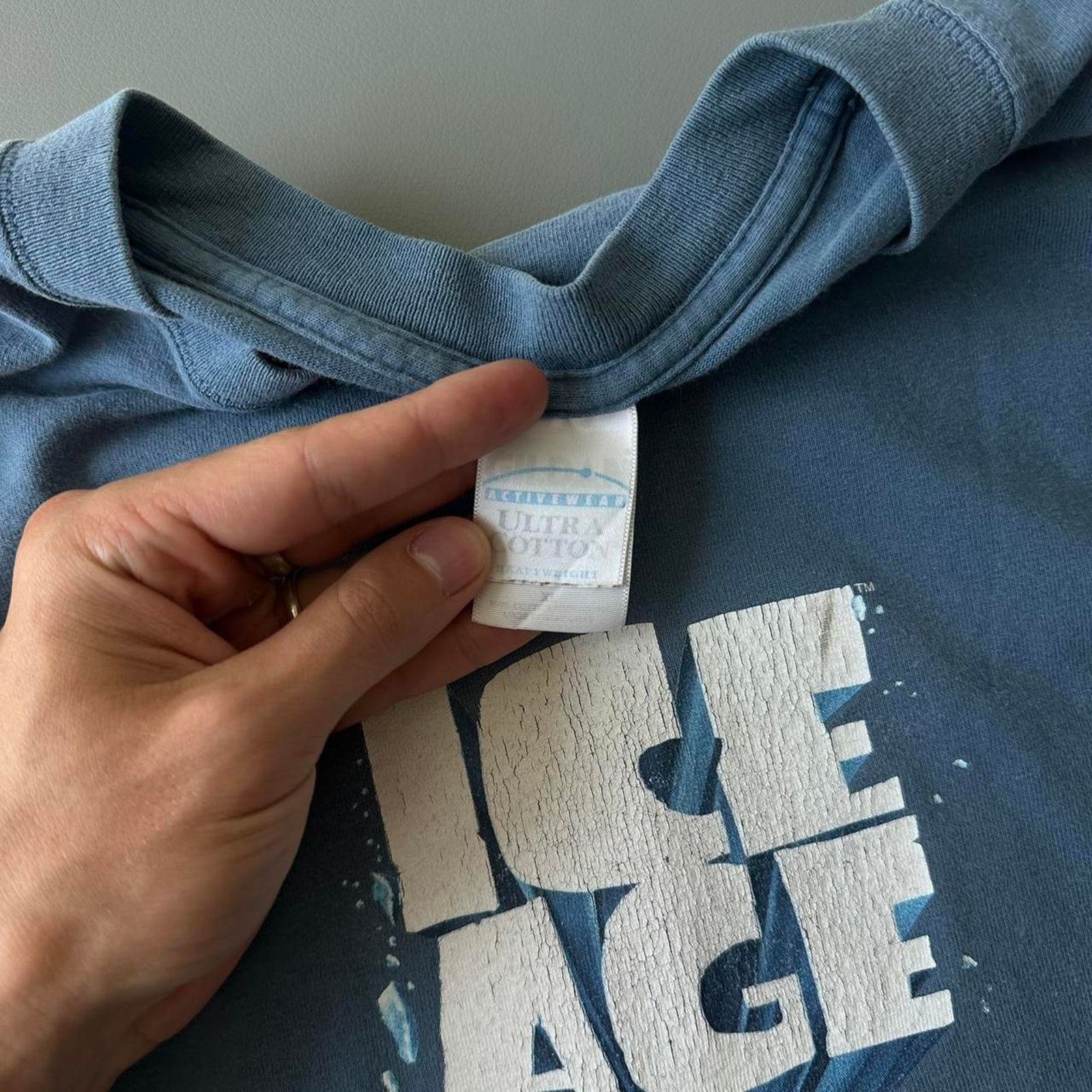 Vintage Rare Vintage 00s Ice Age Blockbuster Movie Graphic Shirt Size US XL / EU 56 / 4 - 6 Thumbnail
