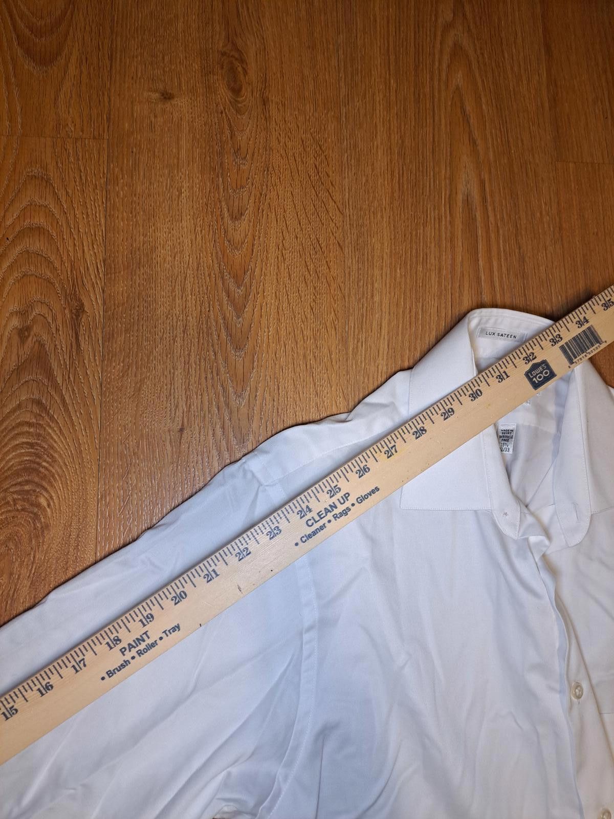 Van Heusen Van Heusen Dress Shirt Mens Medium 15.5-32/33 White Cotton Size 38R - 6 Thumbnail