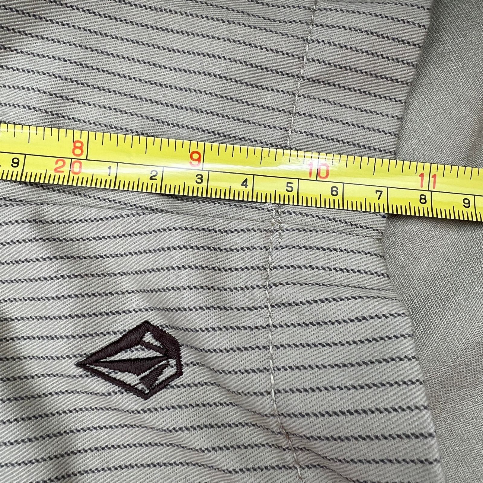 Vintage × Volcom Volcom Corpo Class Pinstripe Shorts Frickin Stripe Chino Size US 34 / EU 50 - 6 Thumbnail