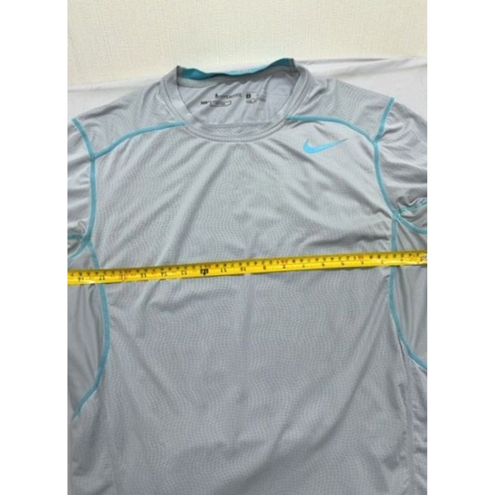 Nike Nike Pro Men's Grey Hypercool Fitted T-Shirt M Size US M / EU 48-50 / 2 - 7 Thumbnail
