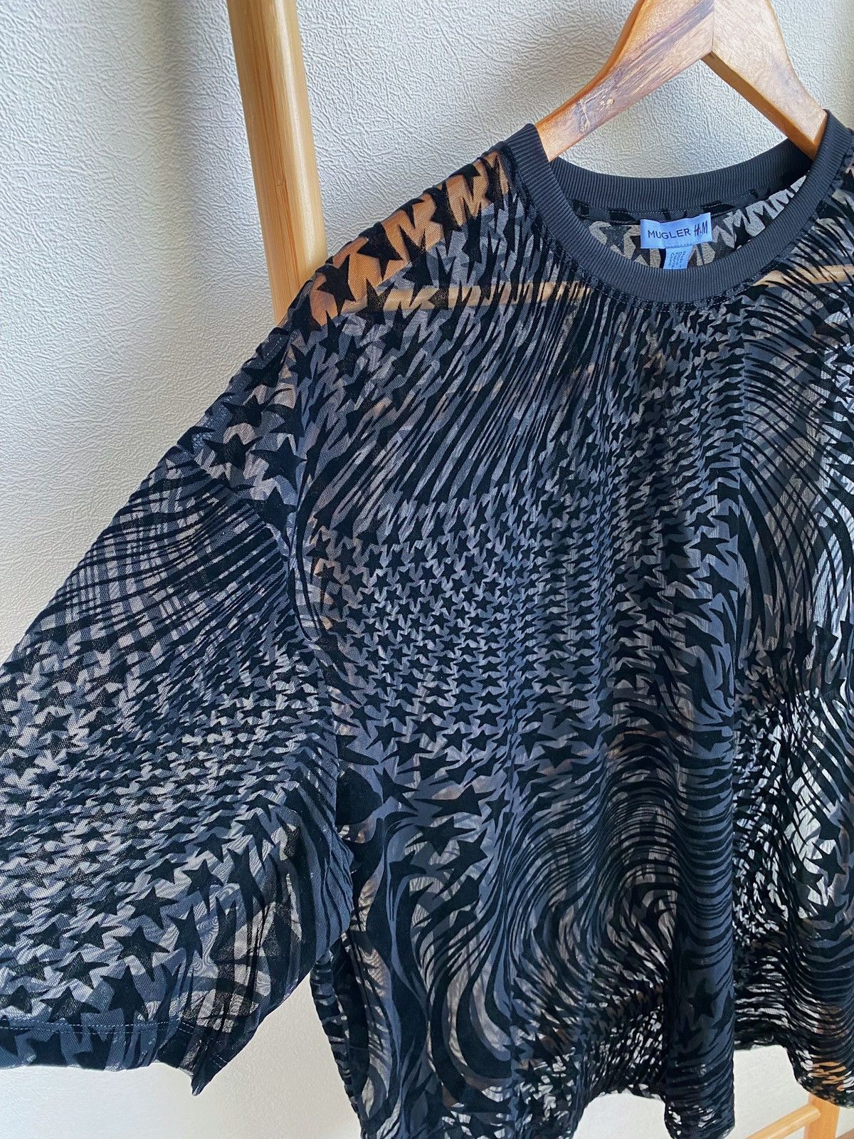 Mugler Mugler x H&M Swirling Star Mesh T-Shirt Size US XXL / EU 58 / 5 - 17 Thumbnail