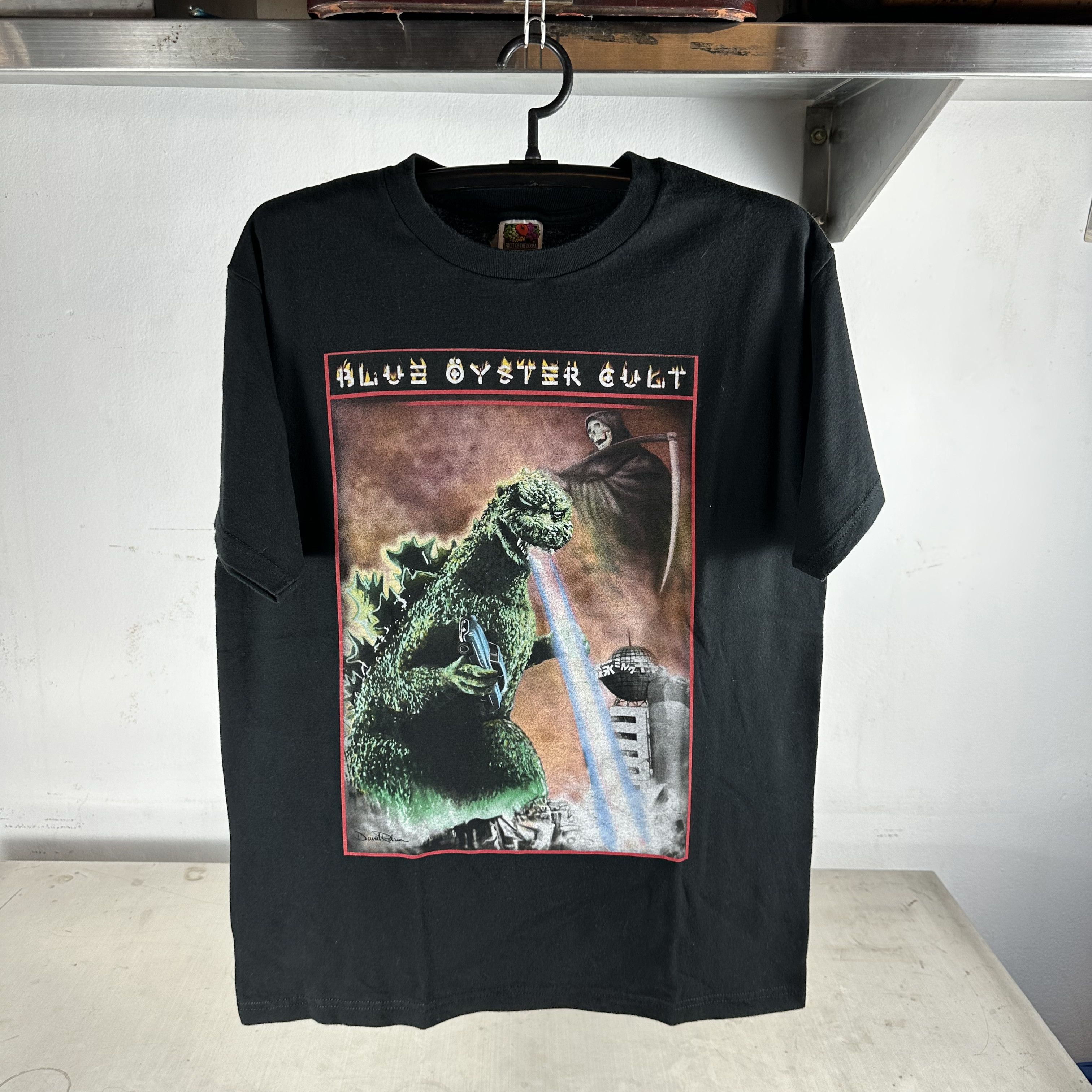 Vintage ​90s Blue Oyster Cult Reaper Godzilla Rock Band T-shirt Size US L / EU 52-54 / 3 - 1 Thumbnail