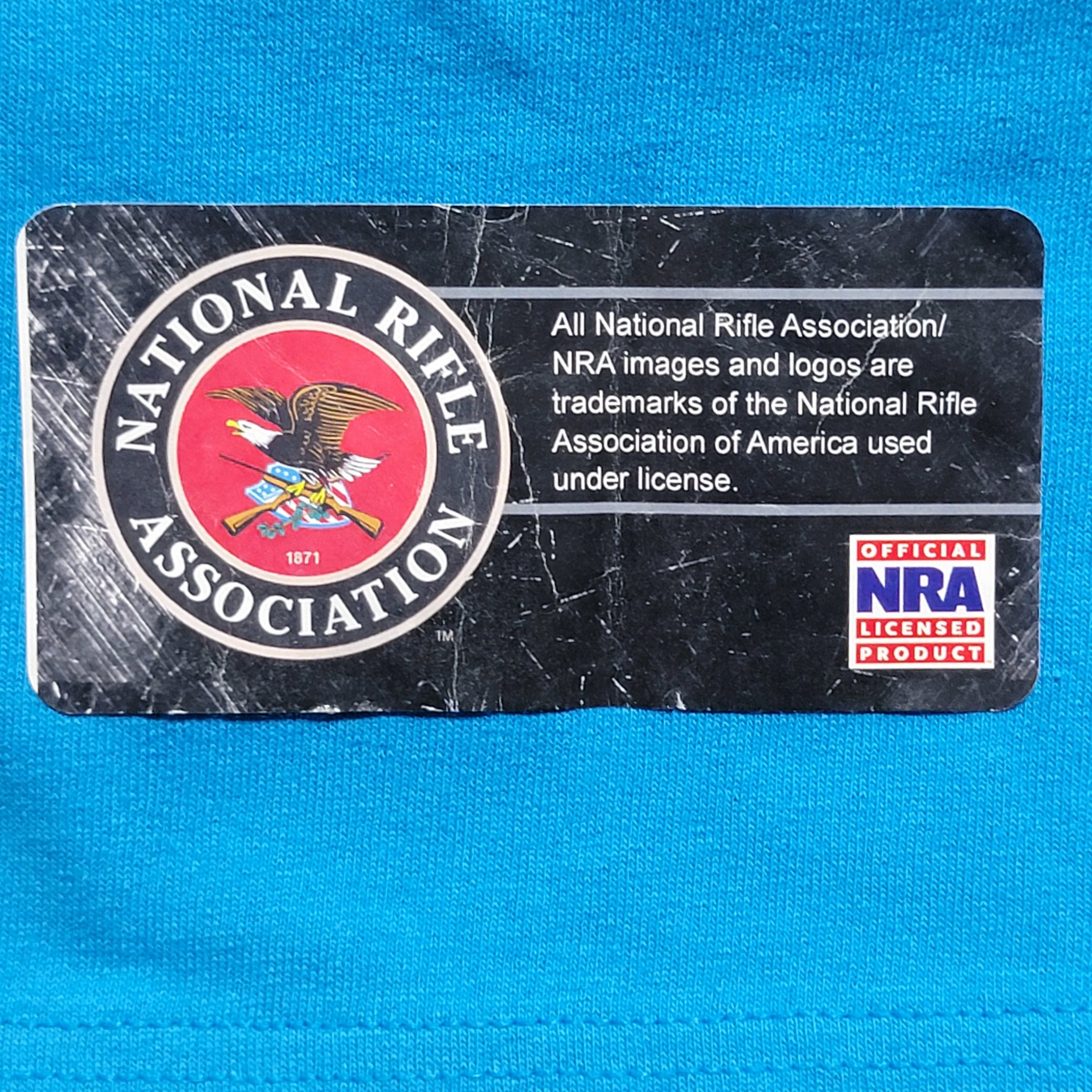 Gildan NRA "This Girl Doesn't Retreat..." SS Tee - Ladies XL Size XL / US 12-14 / IT 48-50 - 4 Thumbnail