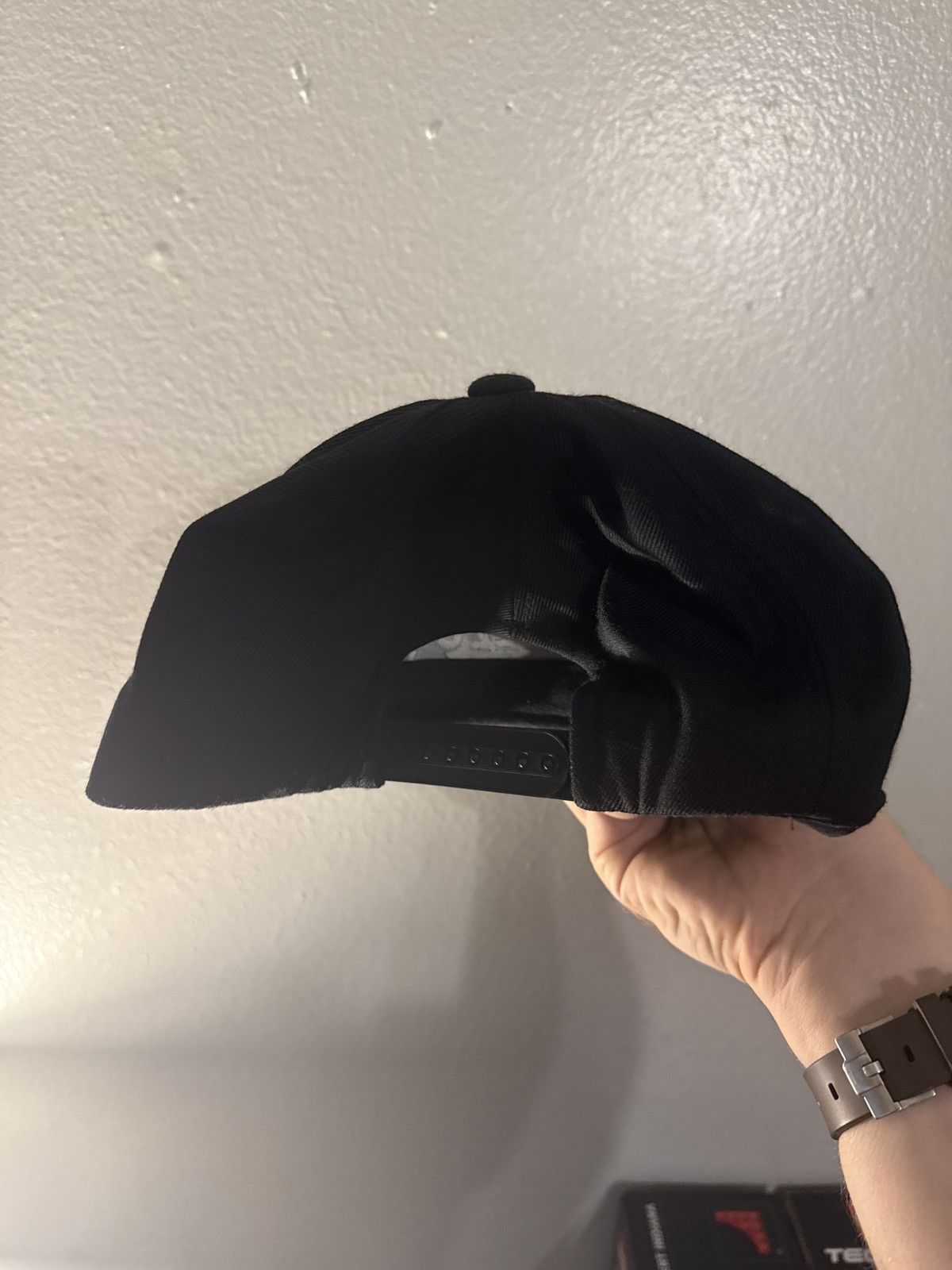Kanye West RARE AUTHENTIC KANYE WEST YEEZUS TOUR SNAPBACK Size ONE SIZE - 3 Thumbnail