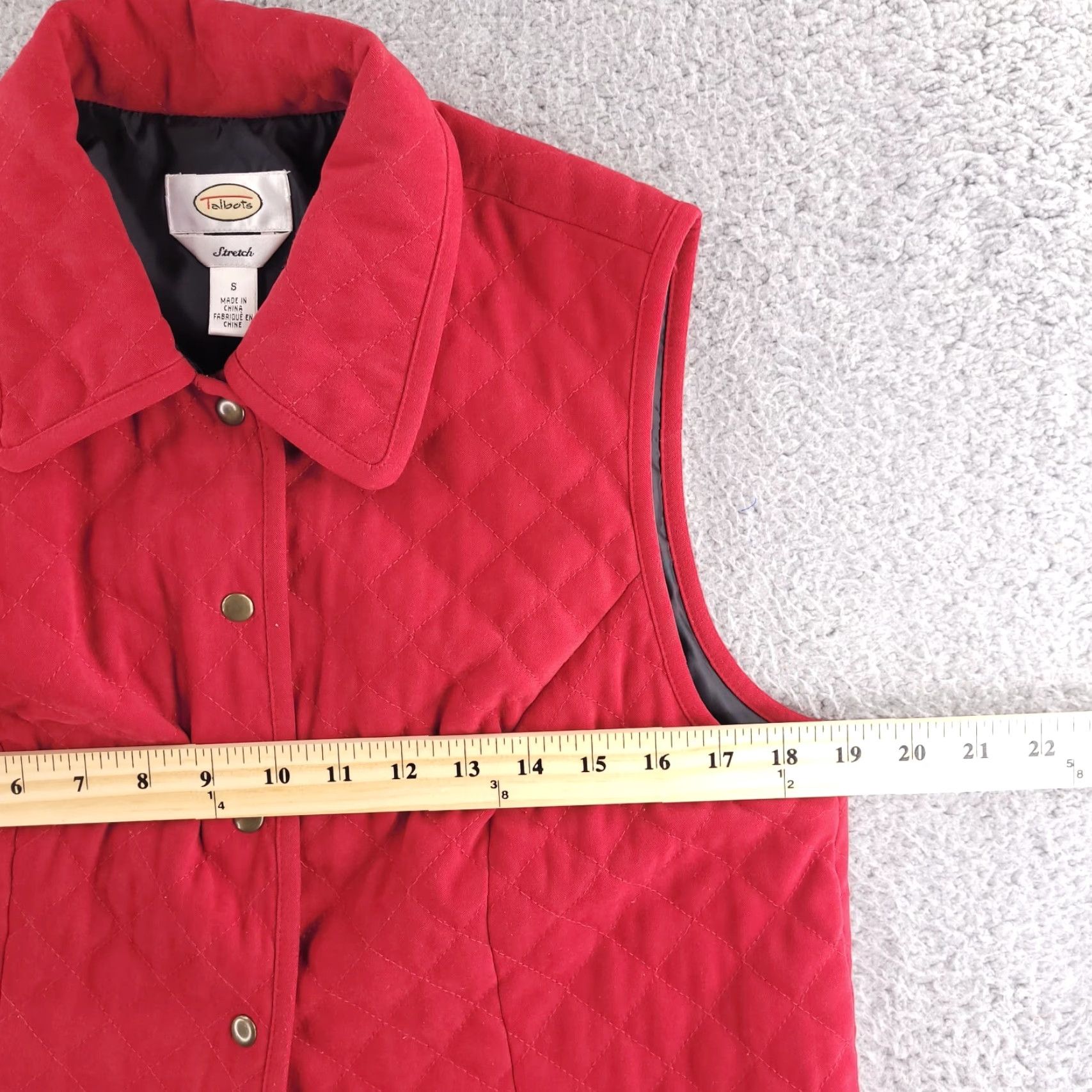Talbots VINTAGE Talbots Quilted Vest Womens Small Red Sleeveless Snap Button Front Size S / US 4 / IT 40 - 5 Thumbnail