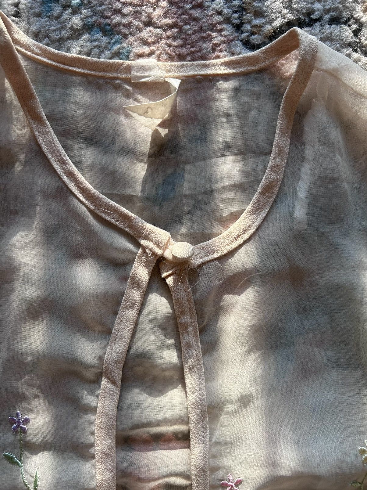 Other Floral Embroidered Sheer Cream Top Size S / US 4 / IT 40 - 3 Thumbnail