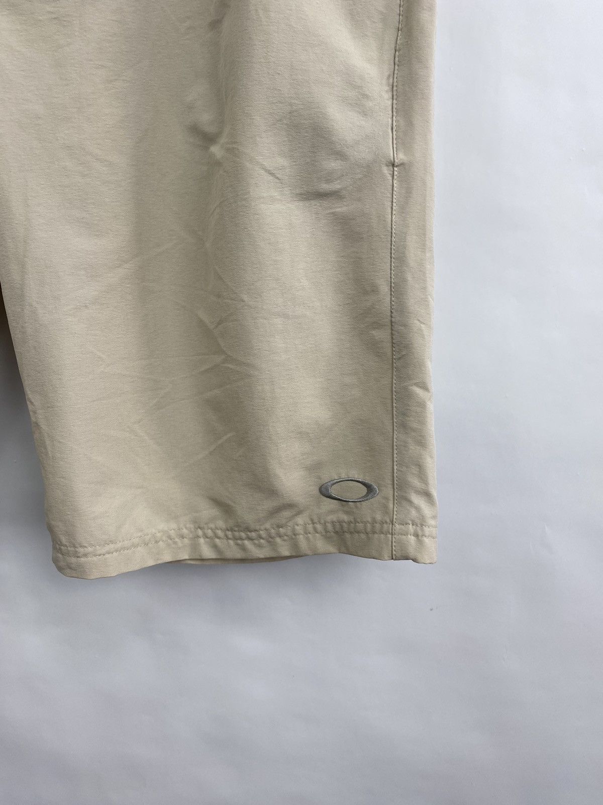 Oakley 🇺🇸 Y2K Oakley Cargo Multipocket Shorts Military Style Rare Size US 36 / EU 52 - 3 Thumbnail