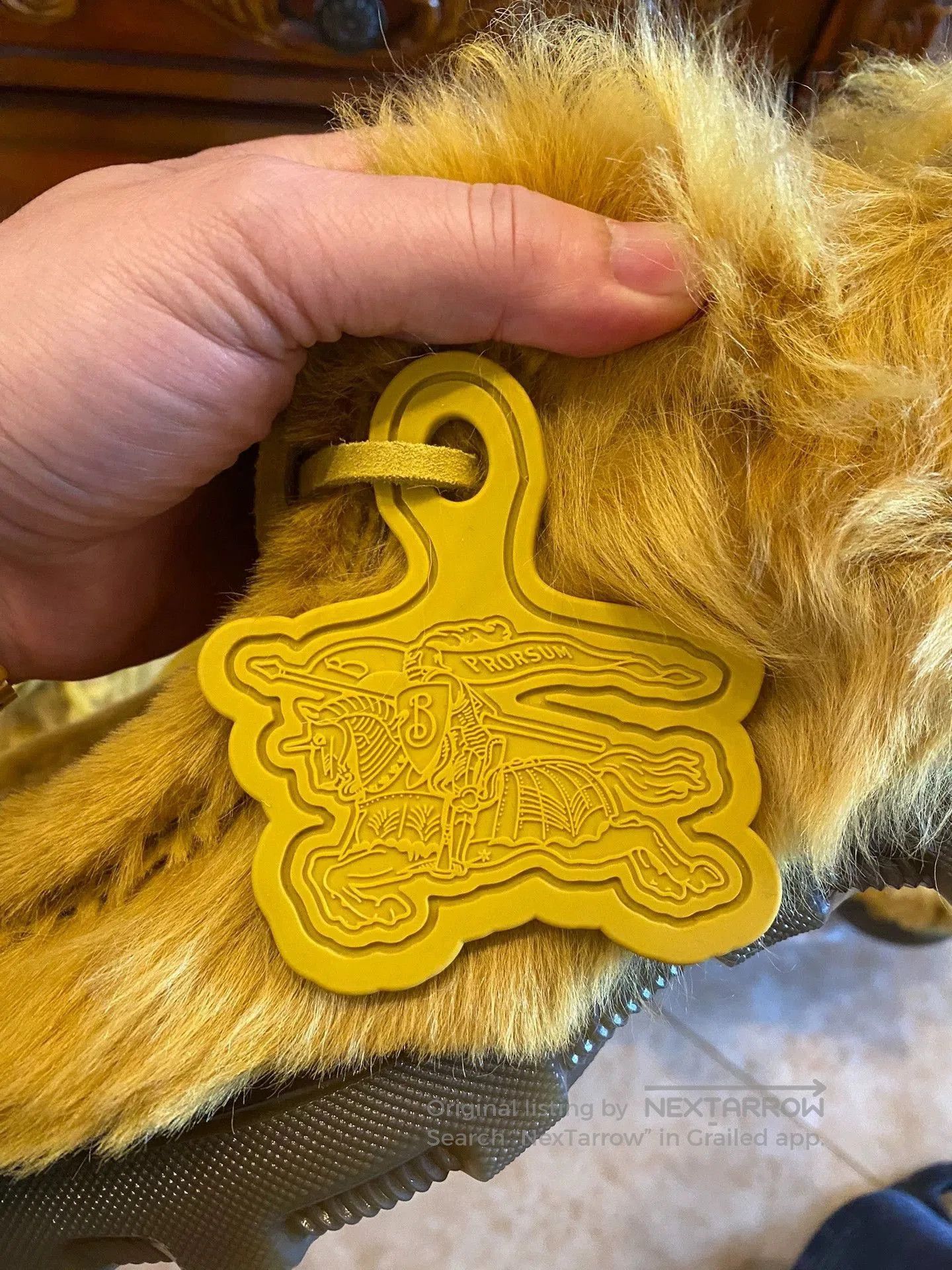 Burberry Yellow Furry Laced Slip. Size US 8 / EU 41 - 8 Thumbnail