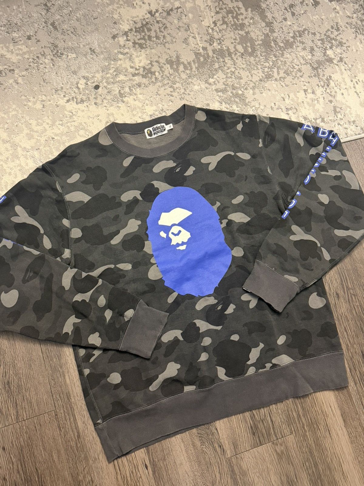 Bape BAPE Color Camo Mad Face Wide Crewneck Sweatshirt Size US XL / EU 56 / 4 - 3 Thumbnail