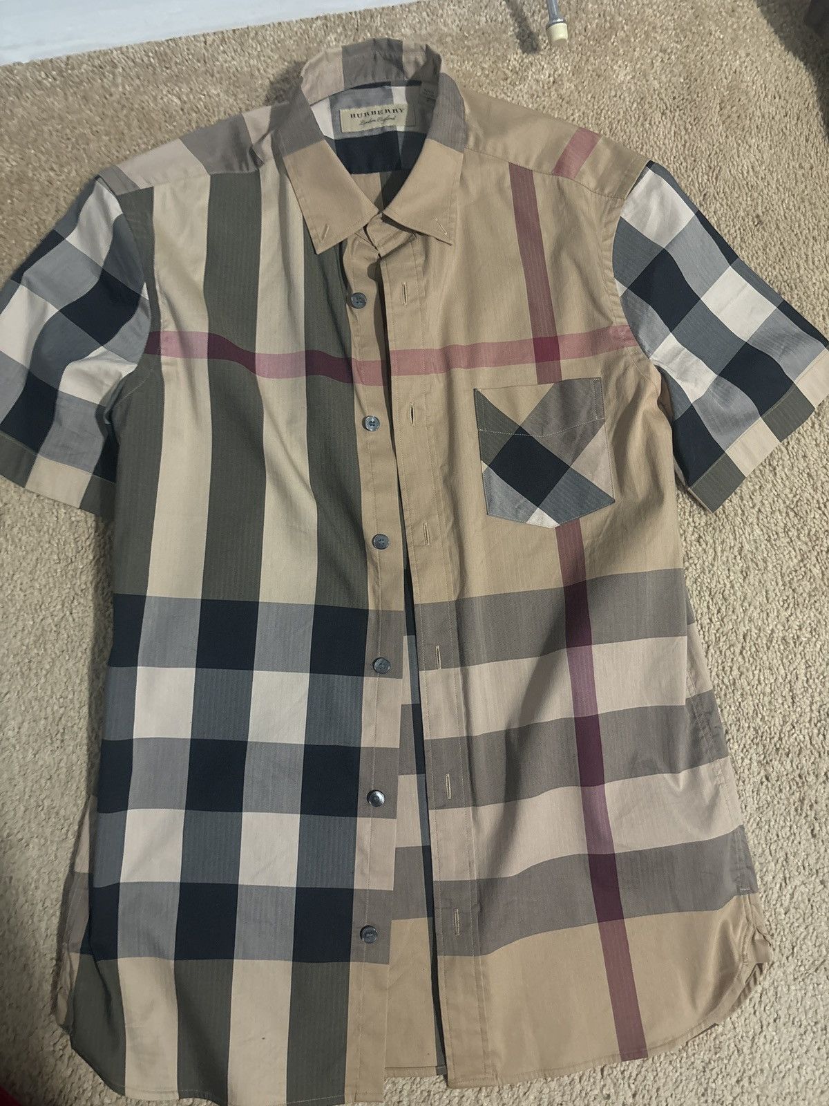 Burberry Burberry button up shirt Size US S / EU 44-46 / 1 - 1 Thumbnail