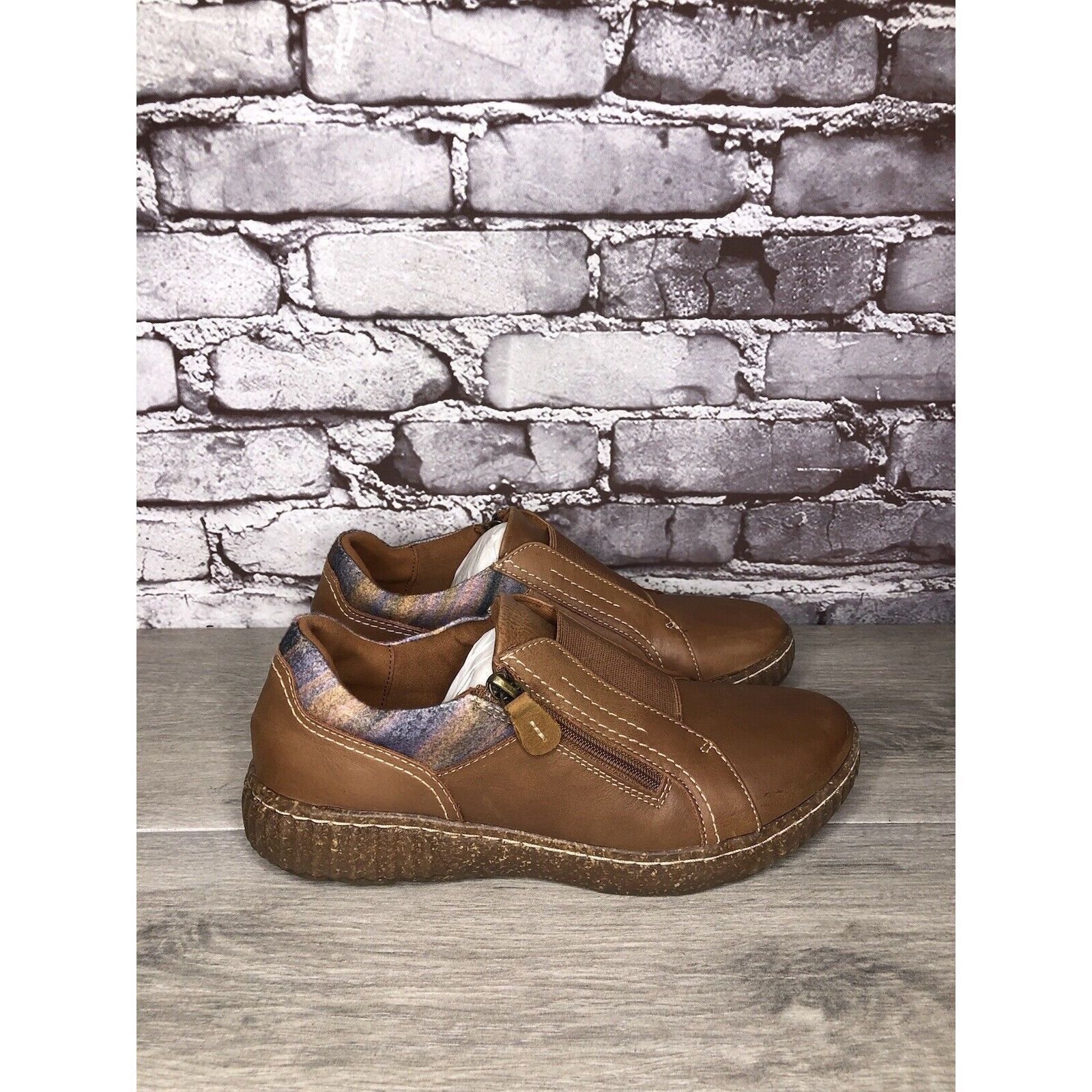 Clarks Clarks Collection Caroline Cove Brown Leather Zip Comfort Sh Size US 7.5 / IT 37.5 - 11 Thumbnail