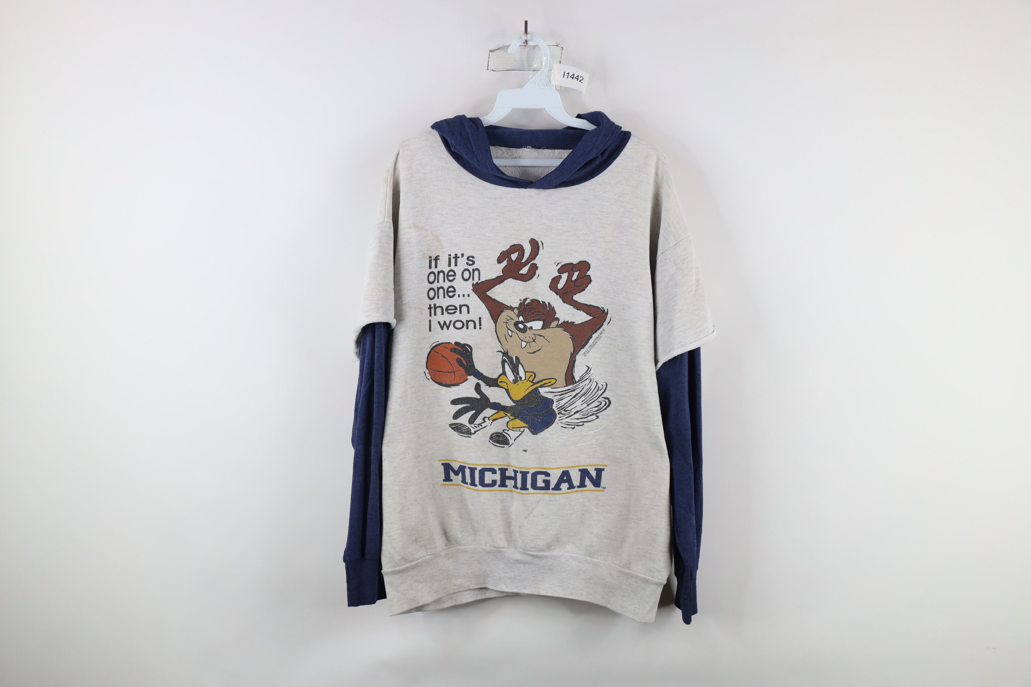 Vintage 90s Looney Tunes of Michigan Basketball Hoodie USA