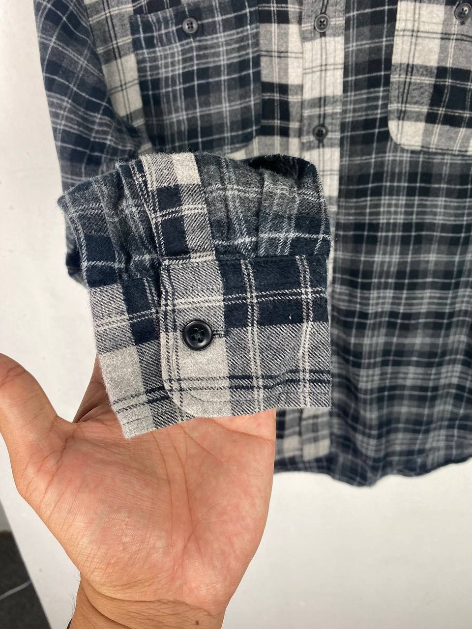 Japanese Brand uniqlo japanese brands patchwork flannel shirt nice design Size US L / EU 52-54 / 3 - 5 Thumbnail
