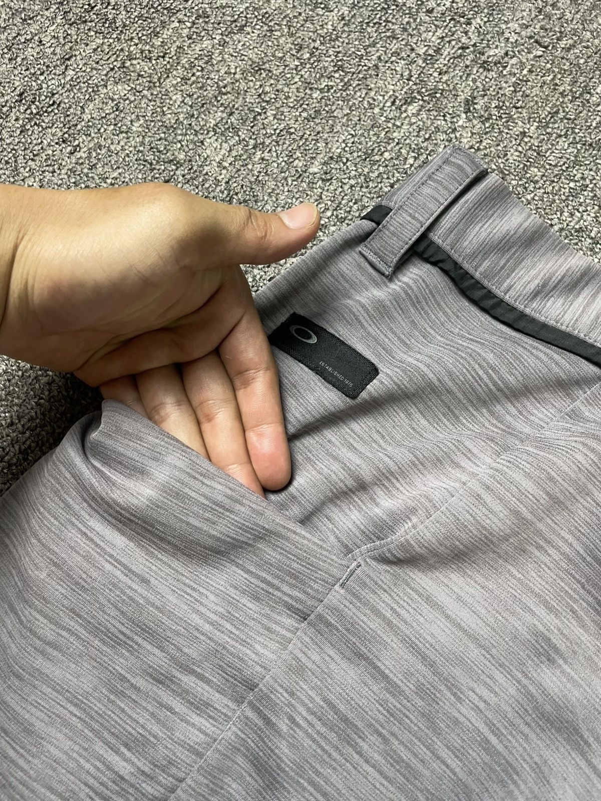 Oakley Oakley FGL PIT 5.0 Shorts (181) Size US 32 / EU 48 - 13 Thumbnail