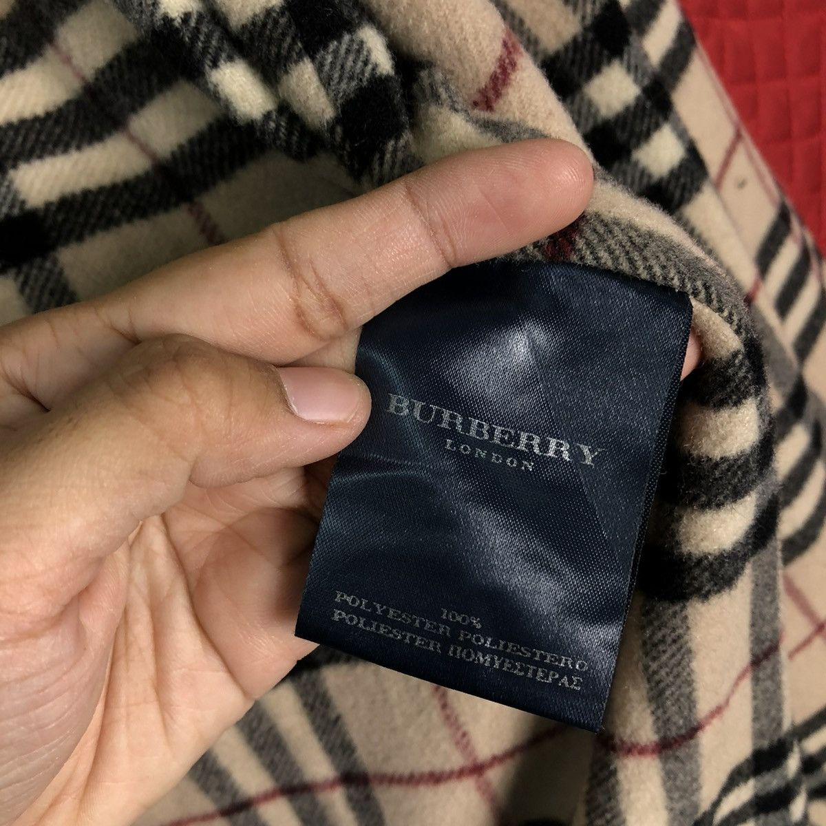 Burberry 🔥VINTAGE QUILTED BUTTON BURBERRY LONDON NOVA CHECK LINING Size US M / EU 48-50 / 2 - 19 Thumbnail