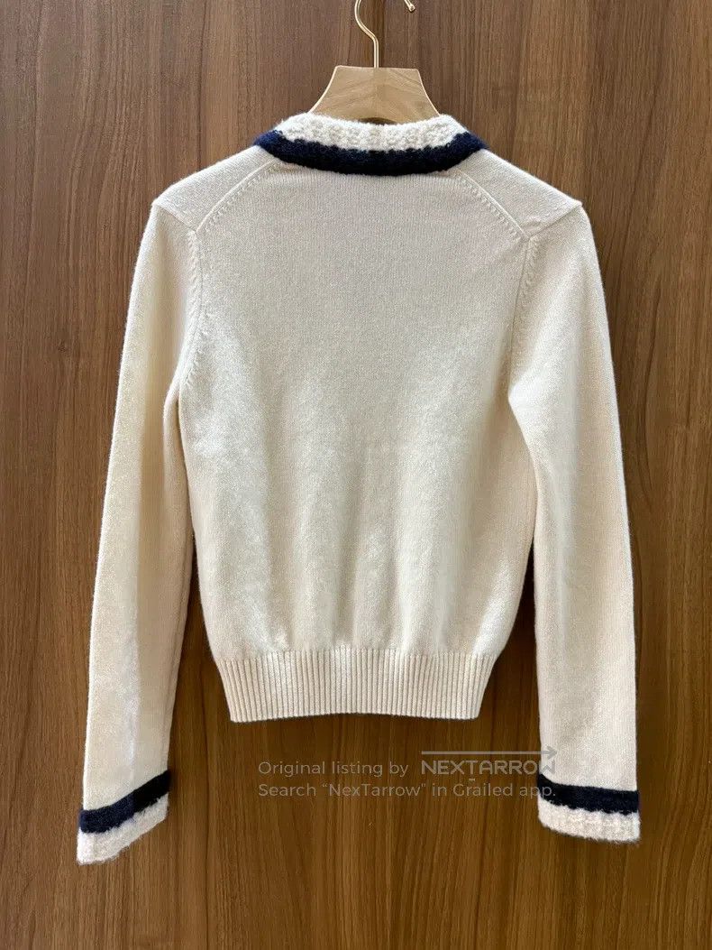 Chanel Chanel Snow show cashmere cardigan cost Size XXS / US 00 / IT 34 - 2 Thumbnail