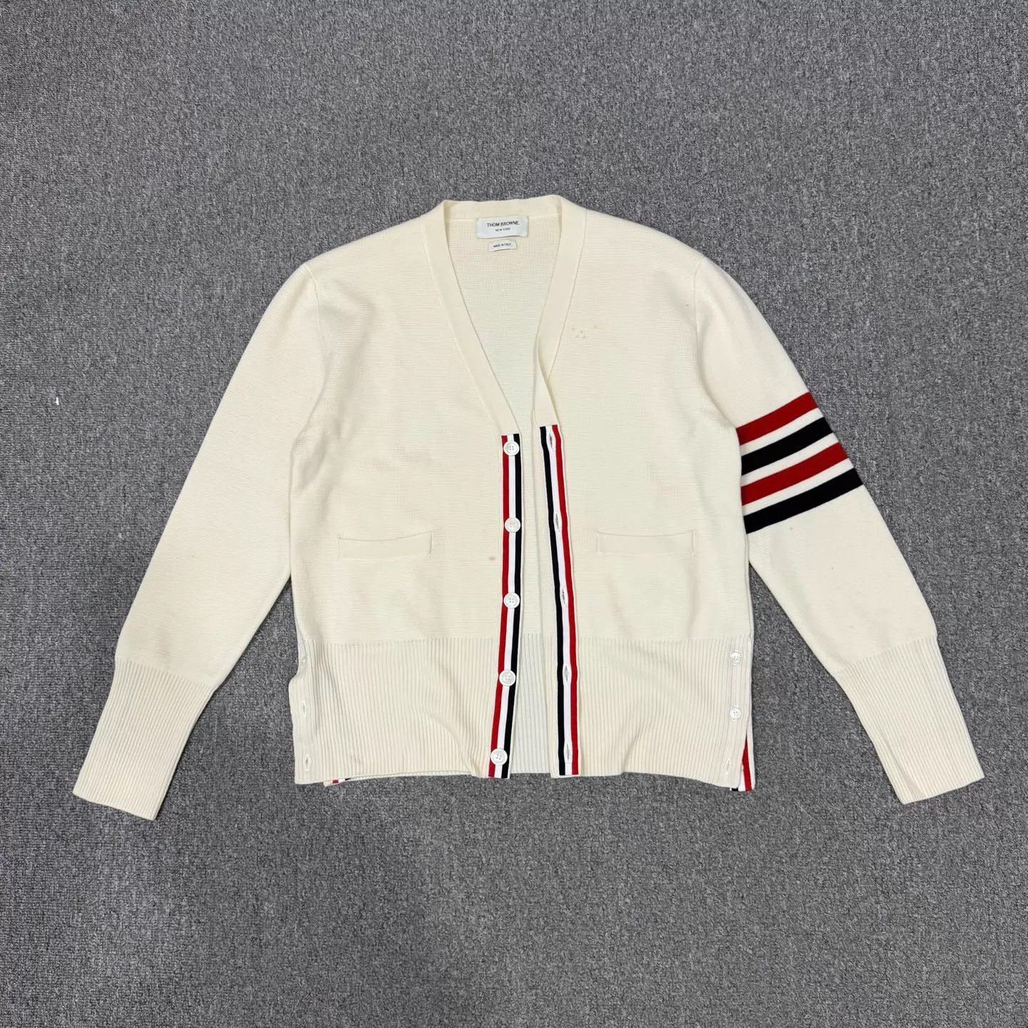 Thom Browne Thom Browne White 4-Bar Wool Cardigan Size 2 99 New Size US M / EU 48-50 / 2 - 1 Thumbnail